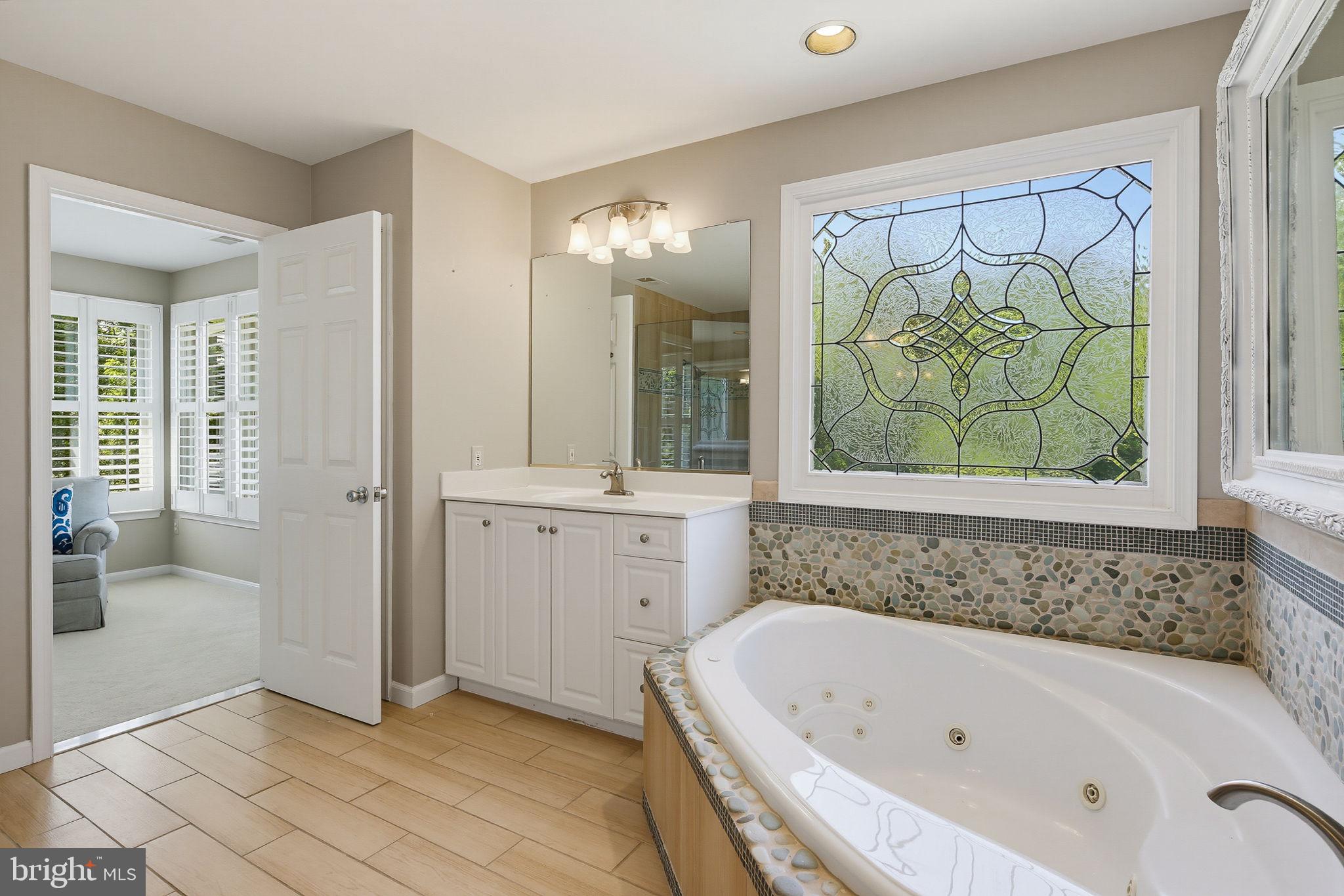 FOX VALLEY ESTATES - Residential