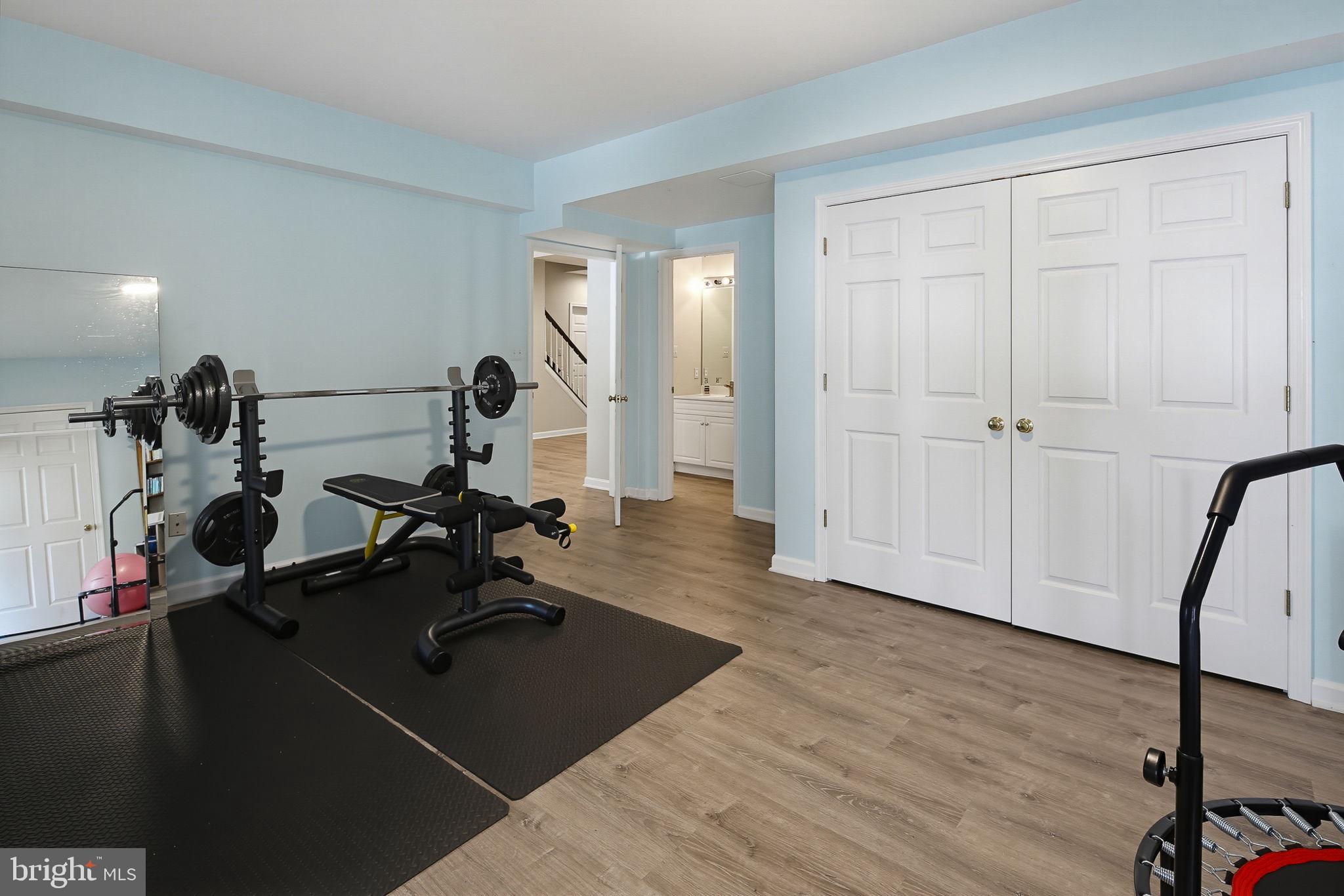 FOX VALLEY ESTATES - Residential