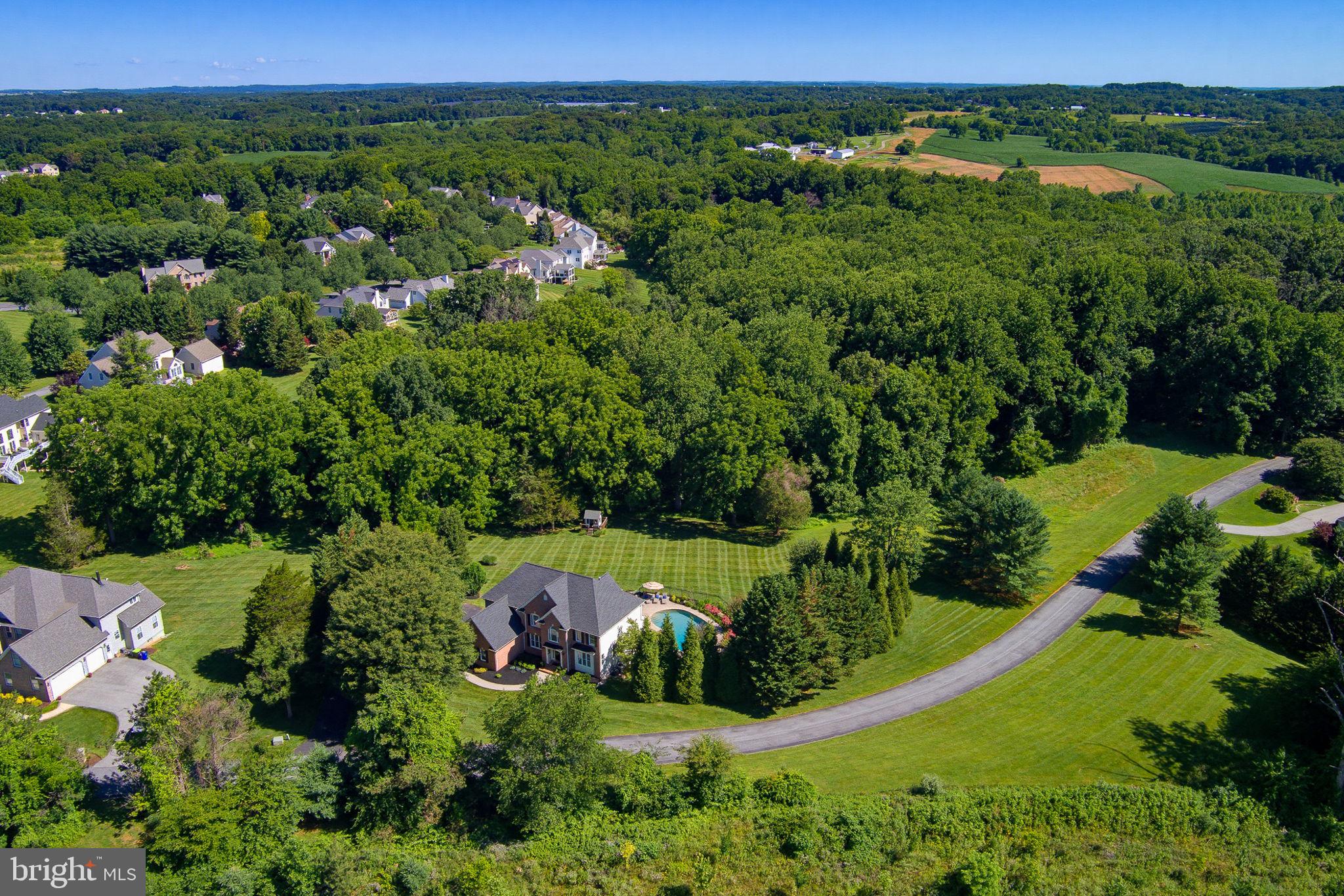 FOX VALLEY ESTATES - Residential