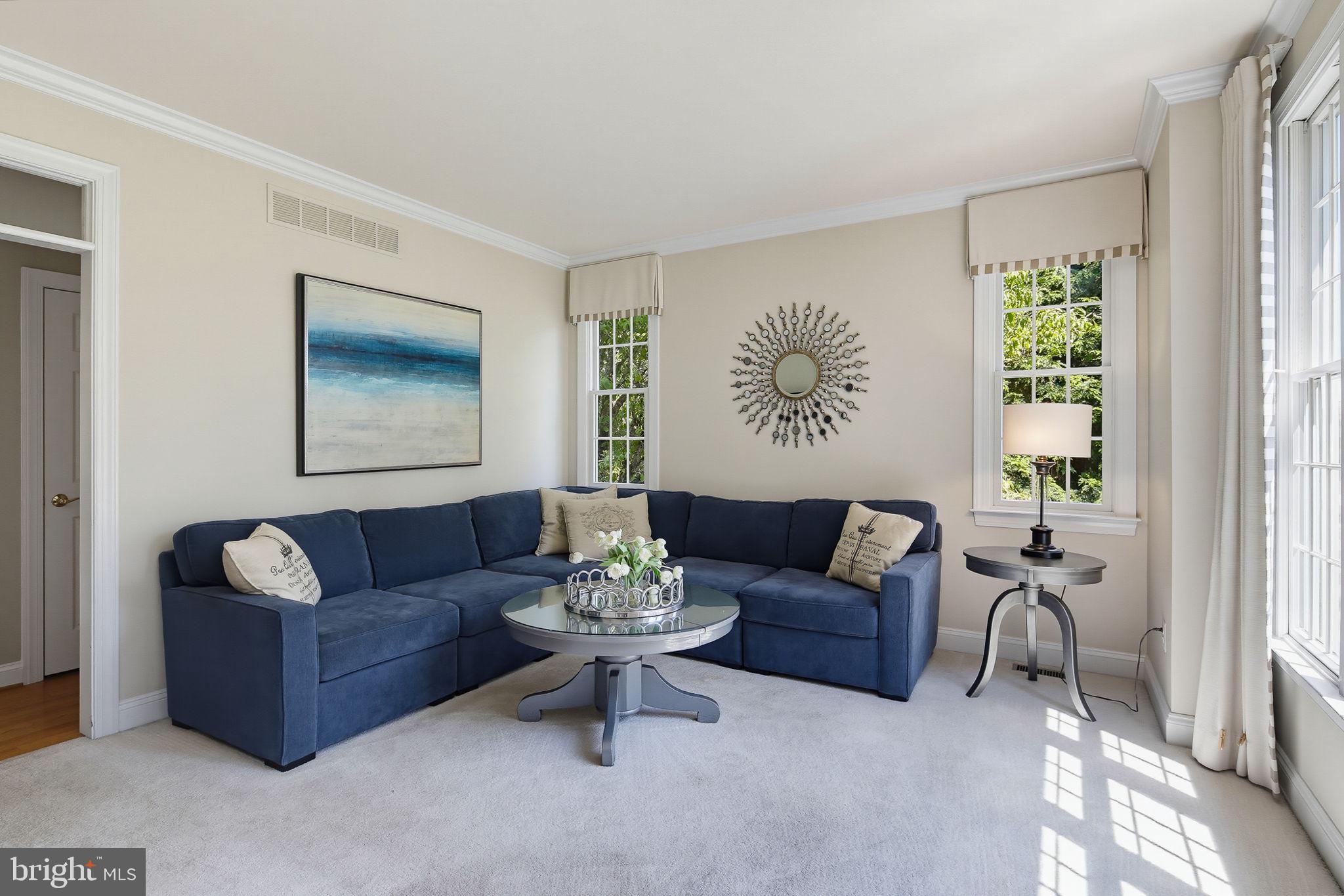 FOX VALLEY ESTATES - Residential