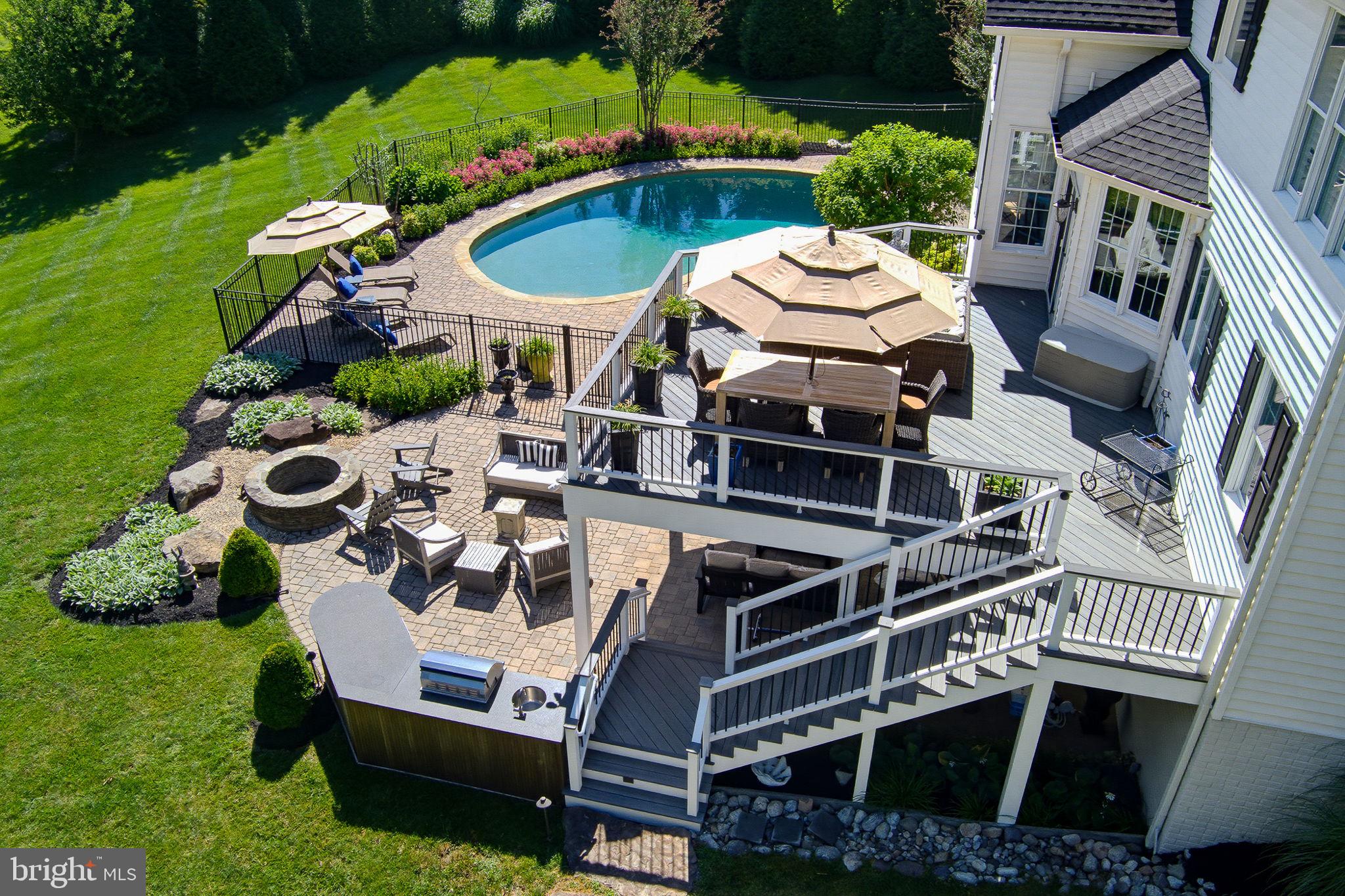 FOX VALLEY ESTATES - Residential