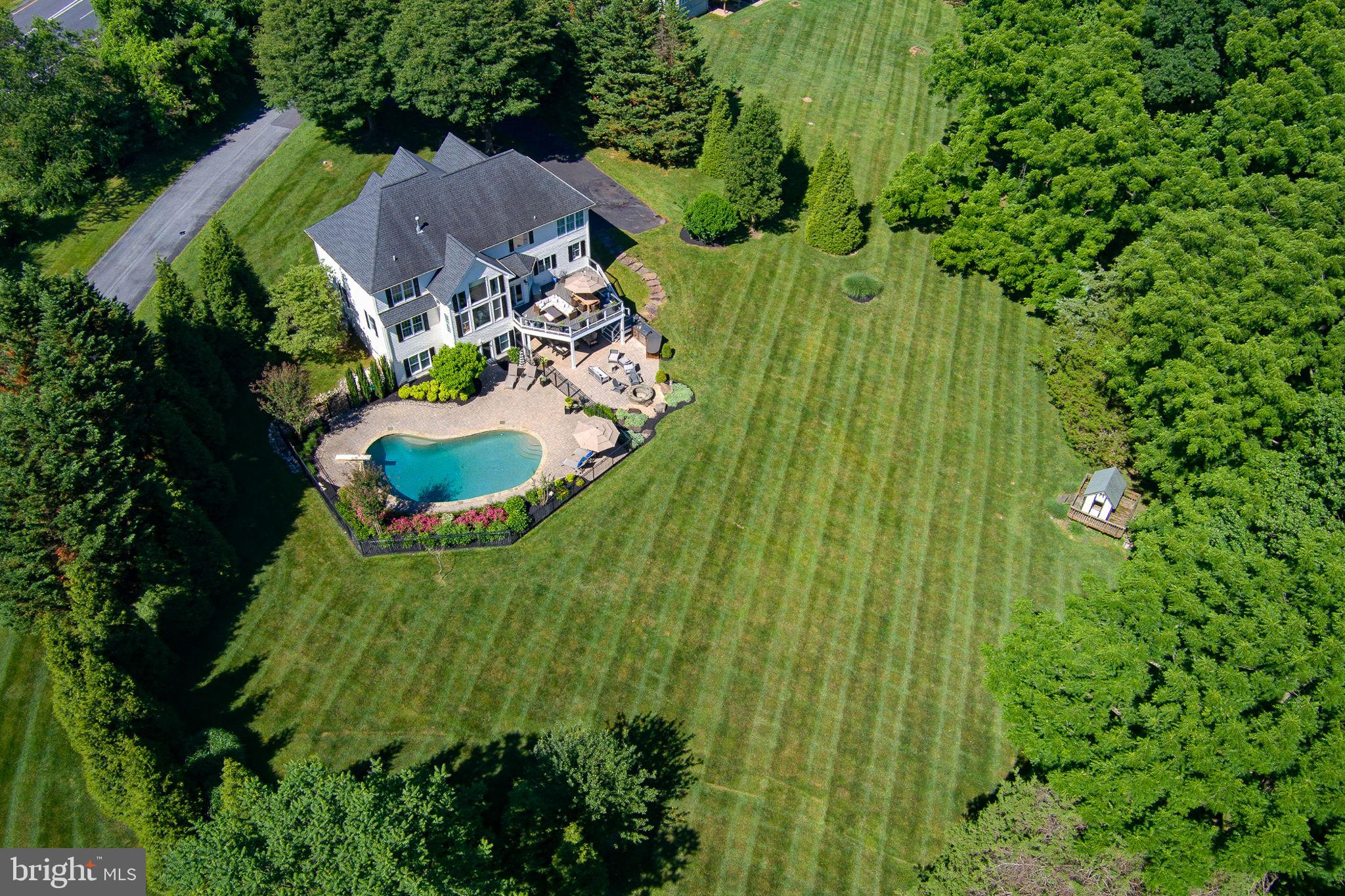 FOX VALLEY ESTATES - Residential