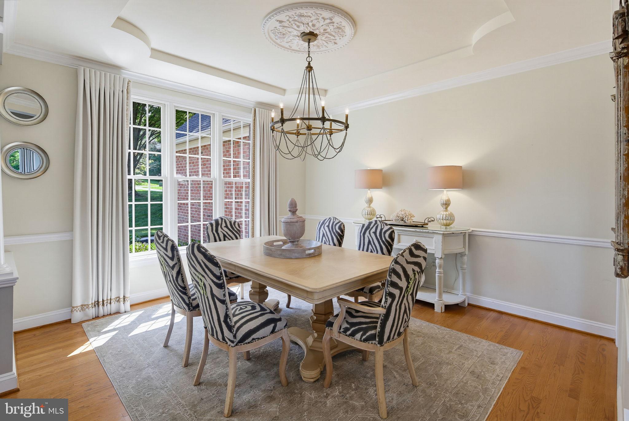 FOX VALLEY ESTATES - Residential