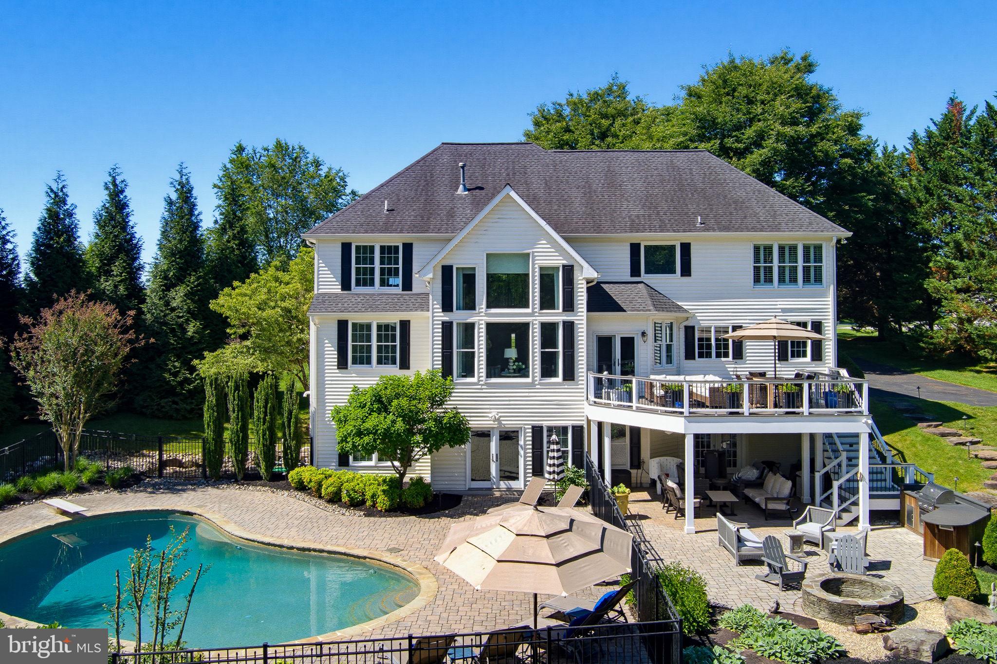 FOX VALLEY ESTATES - Residential