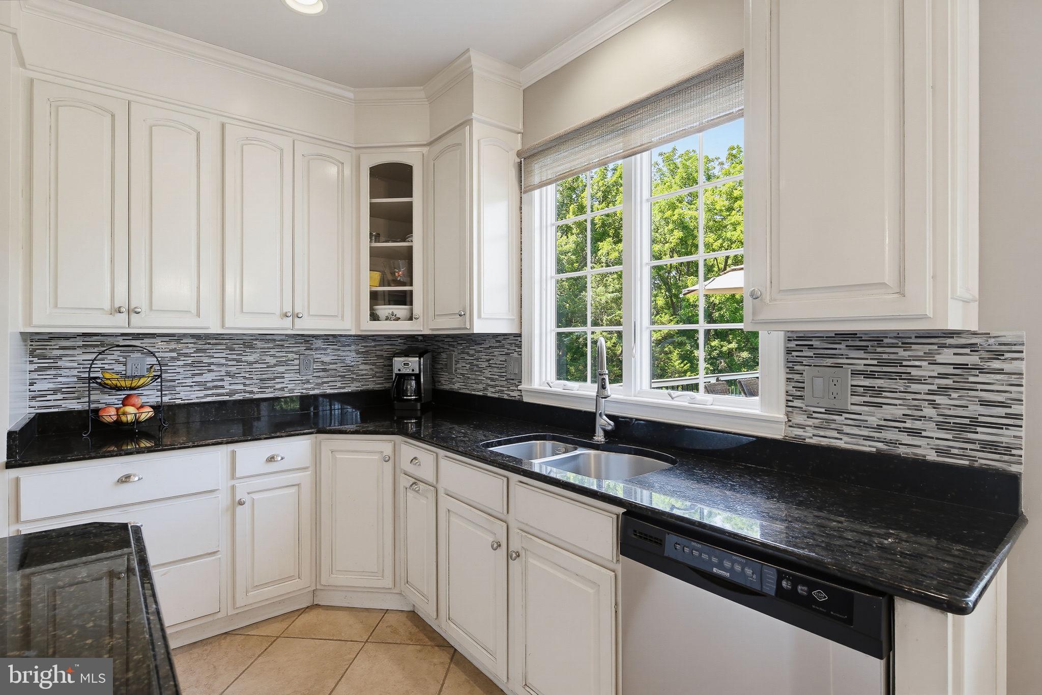 FOX VALLEY ESTATES - Residential