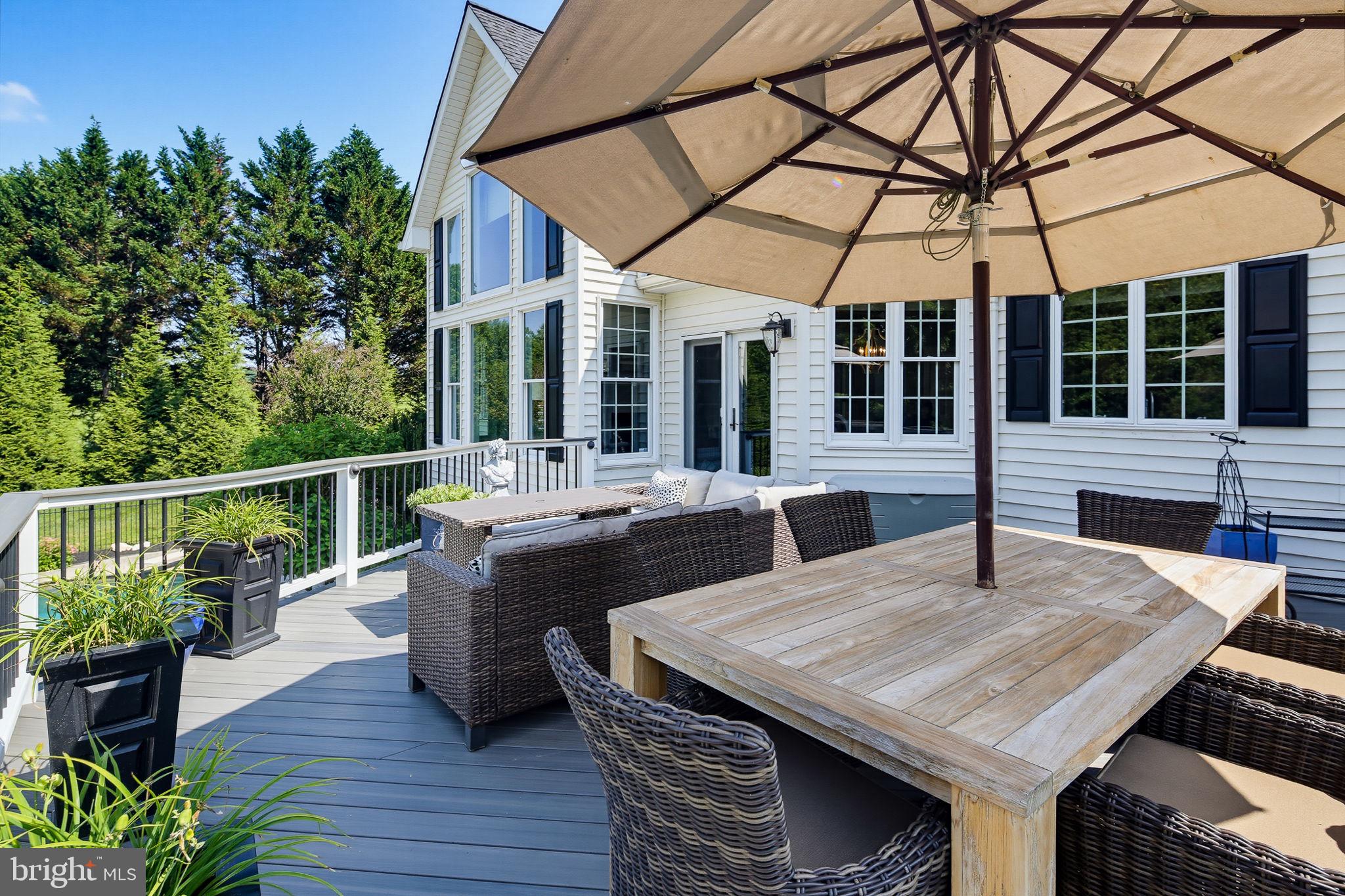 FOX VALLEY ESTATES - Residential