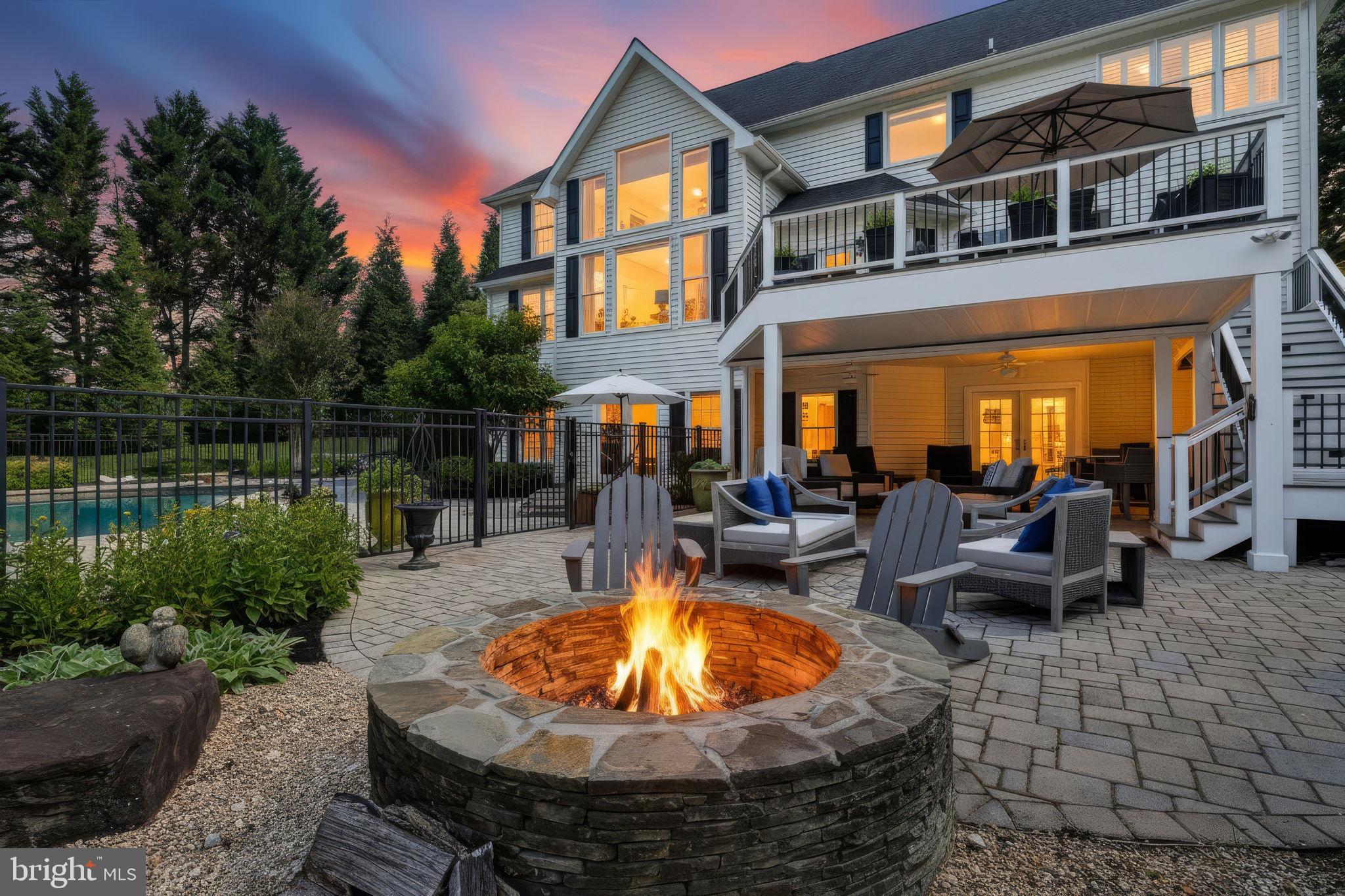 FOX VALLEY ESTATES - Residential