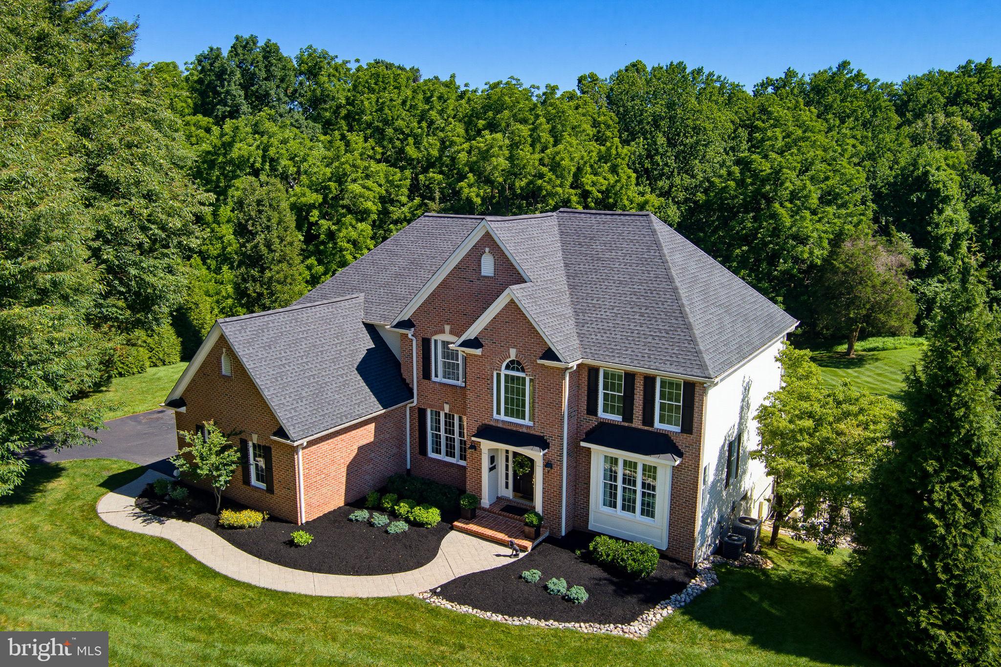 FOX VALLEY ESTATES - Residential