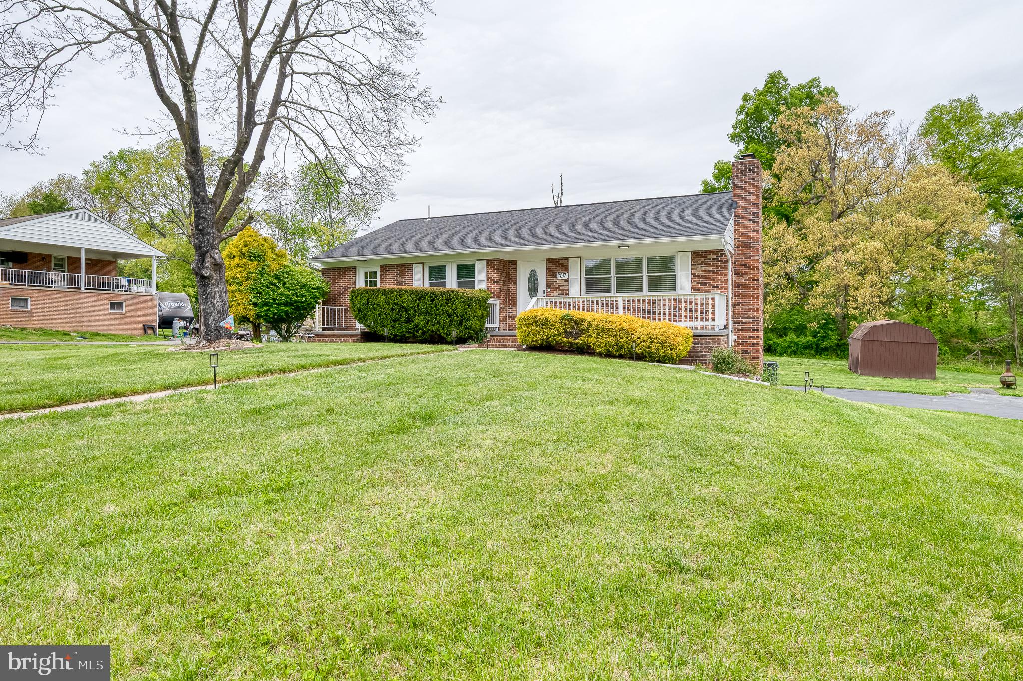 GIBSON MANOR - Residential