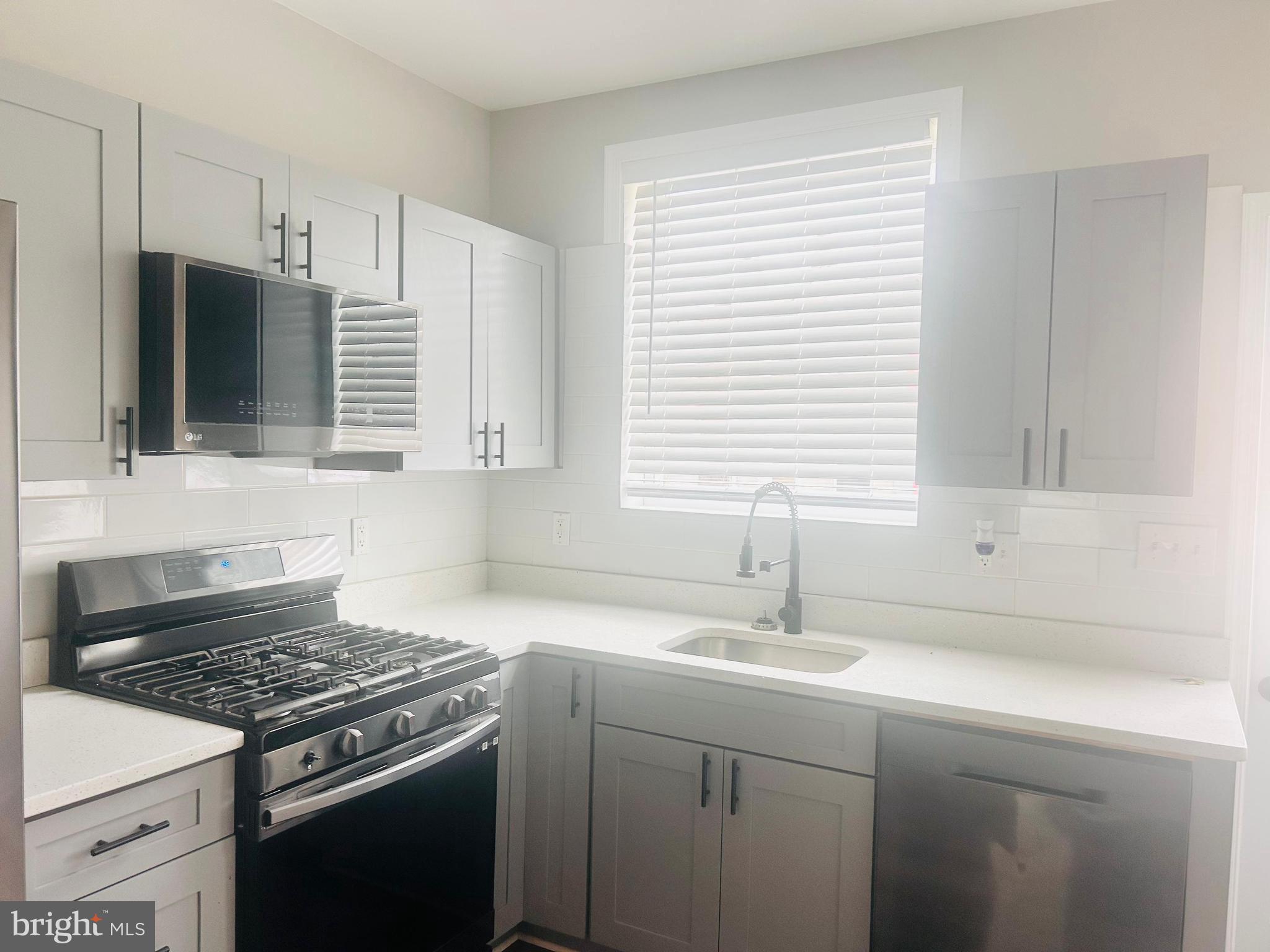 MONDAWMIN - Residential