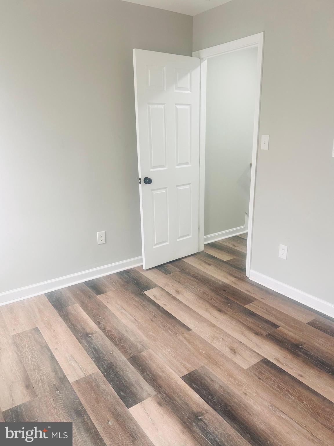 MONDAWMIN - Residential