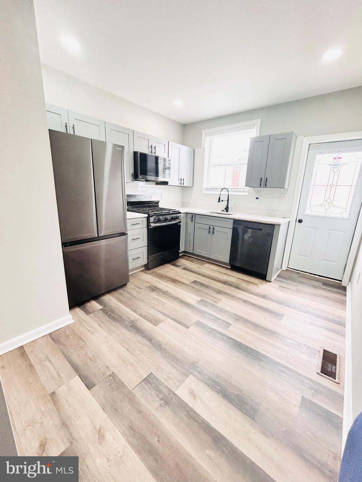 MONDAWMIN - Residential
