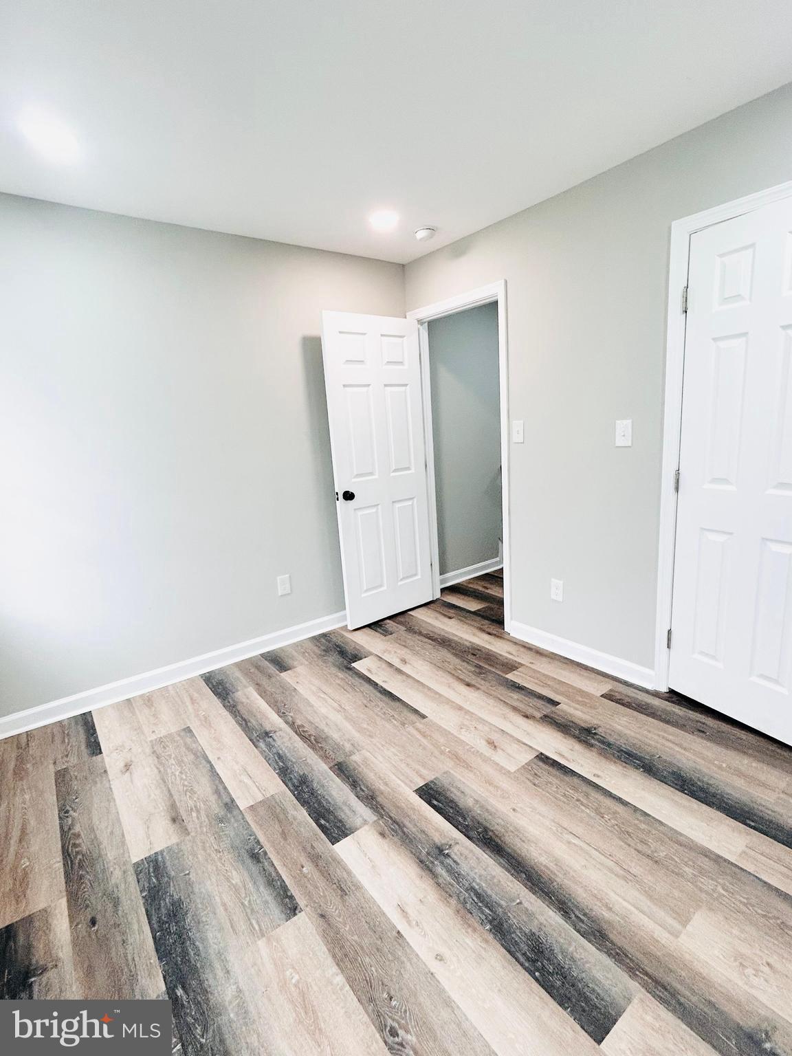 MONDAWMIN - Residential
