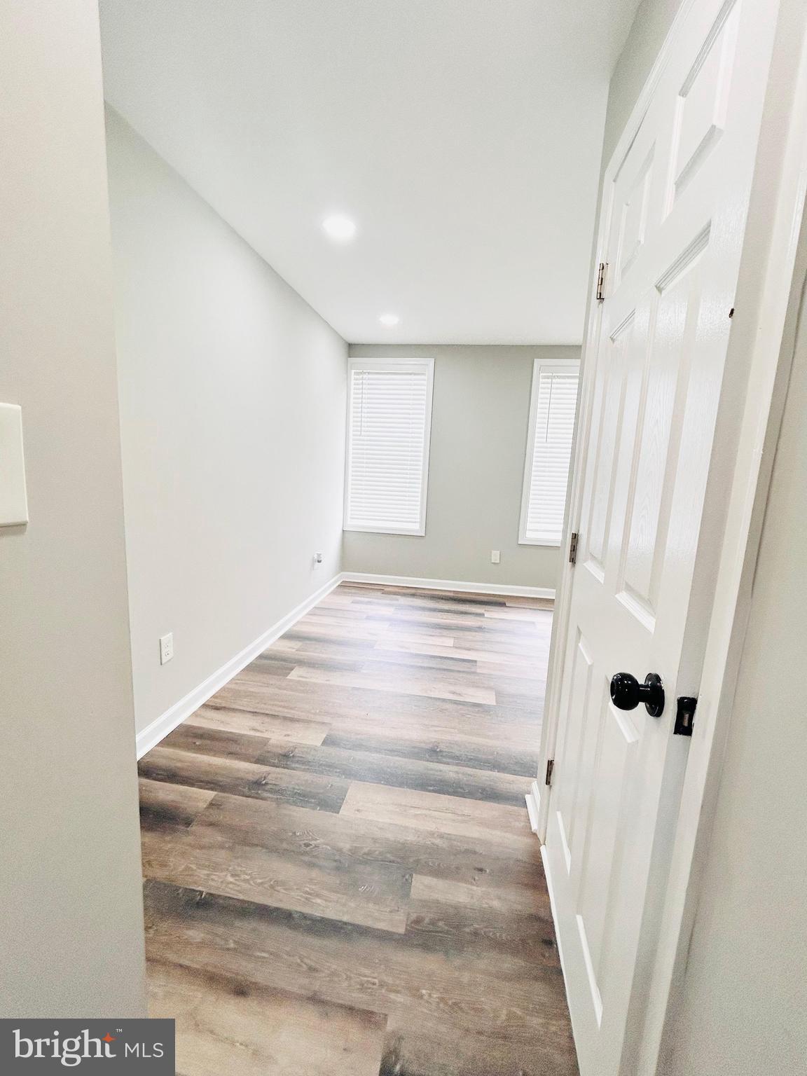 MONDAWMIN - Residential