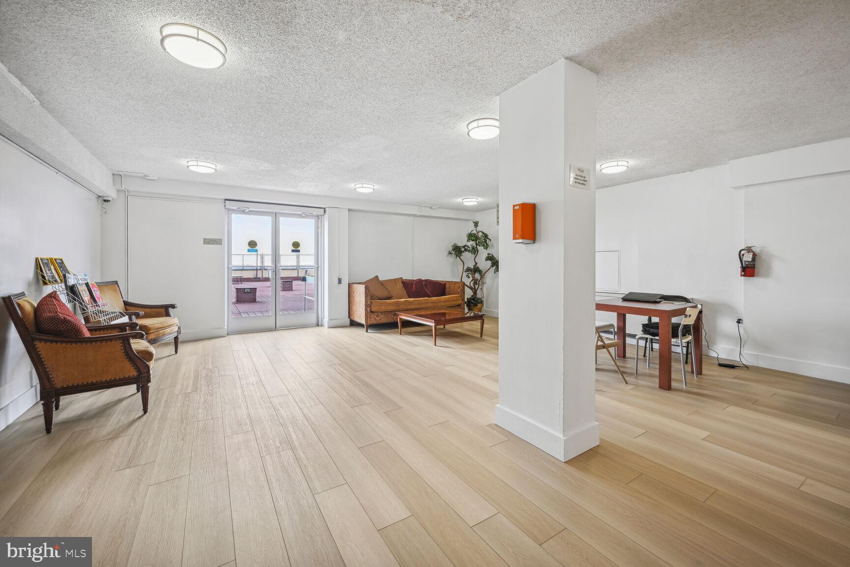 CHEVY CHASE VILLAGE - Residential