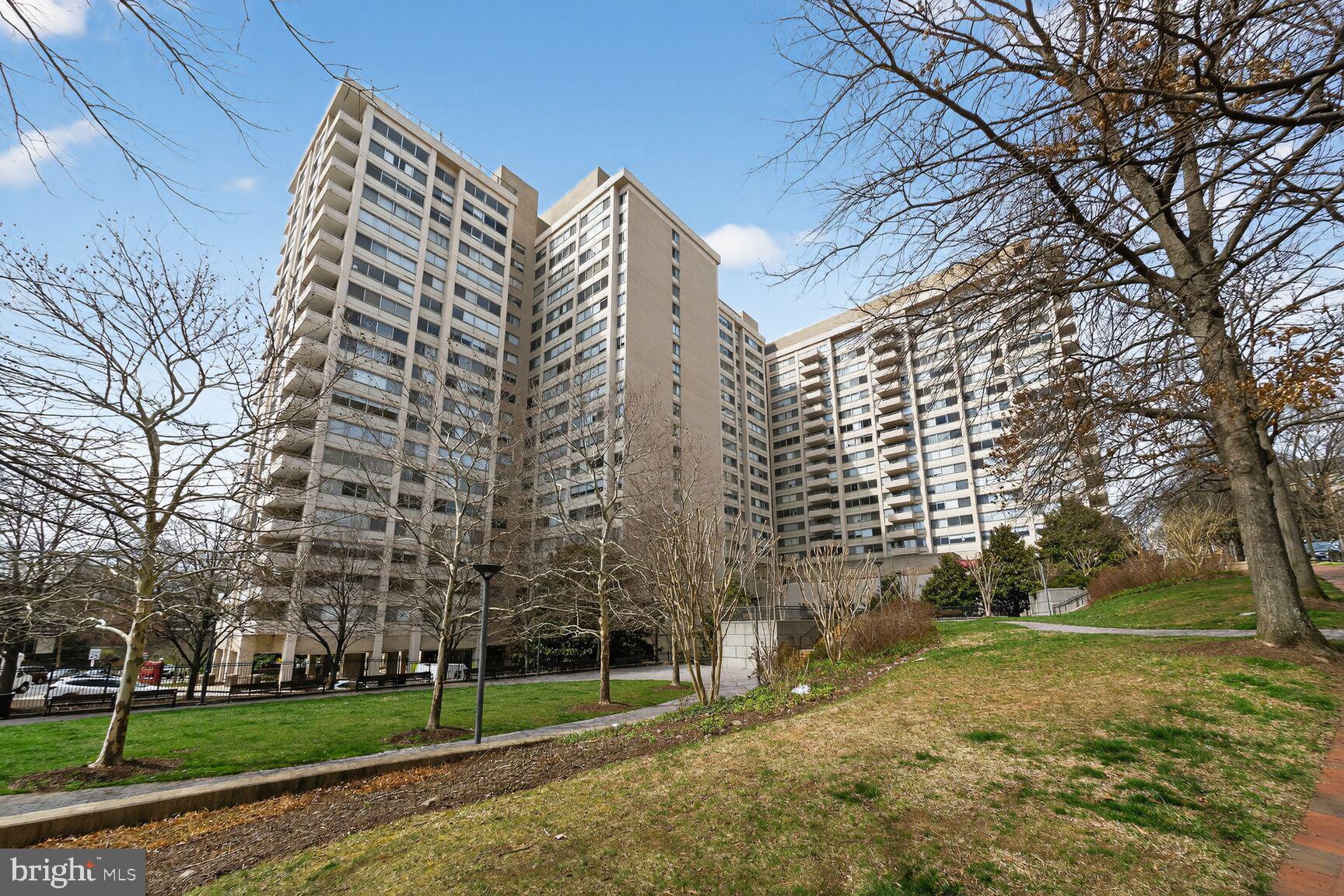 CHEVY CHASE VILLAGE - Residential