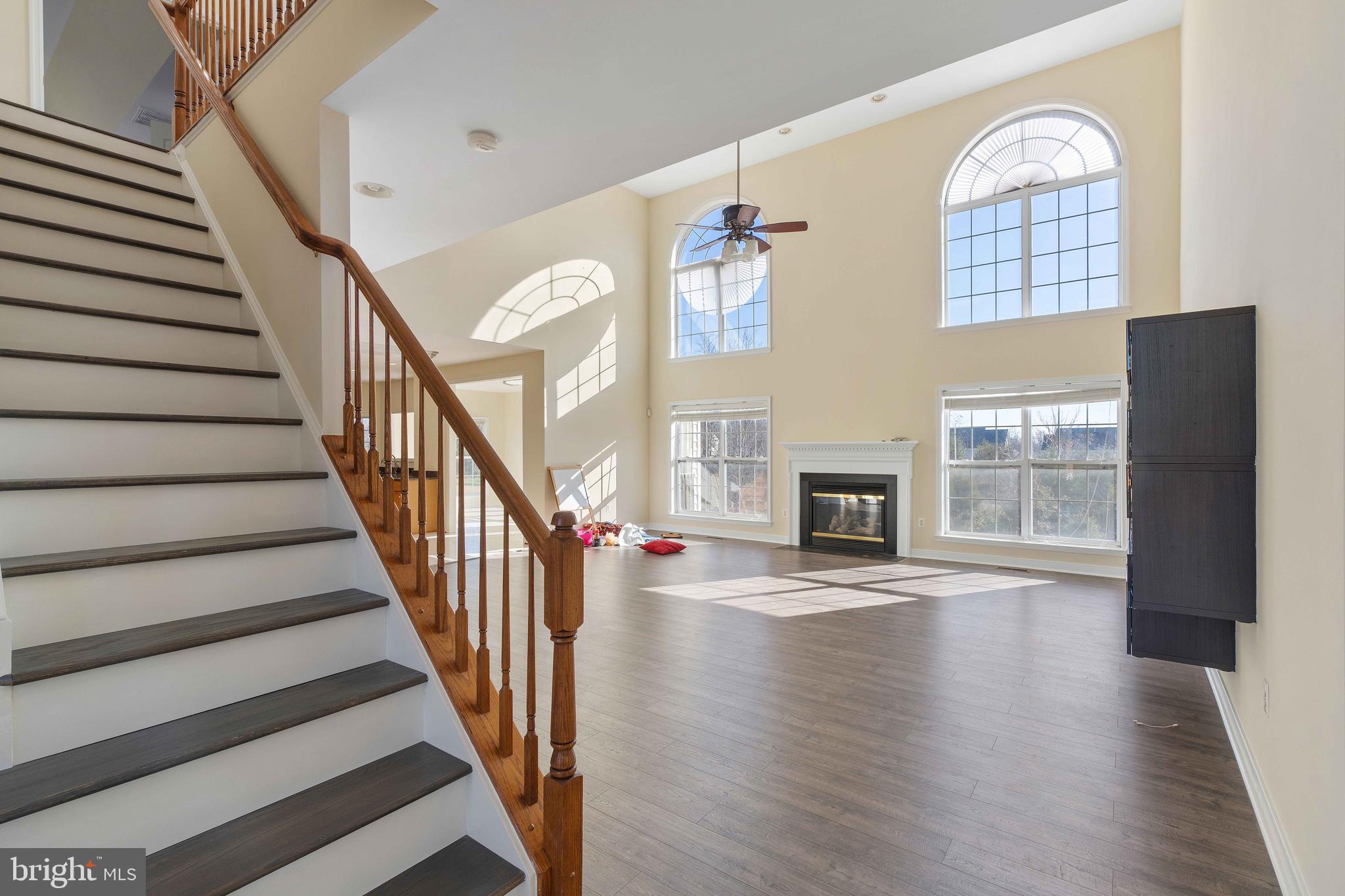 RIDGEFIELD - Residential