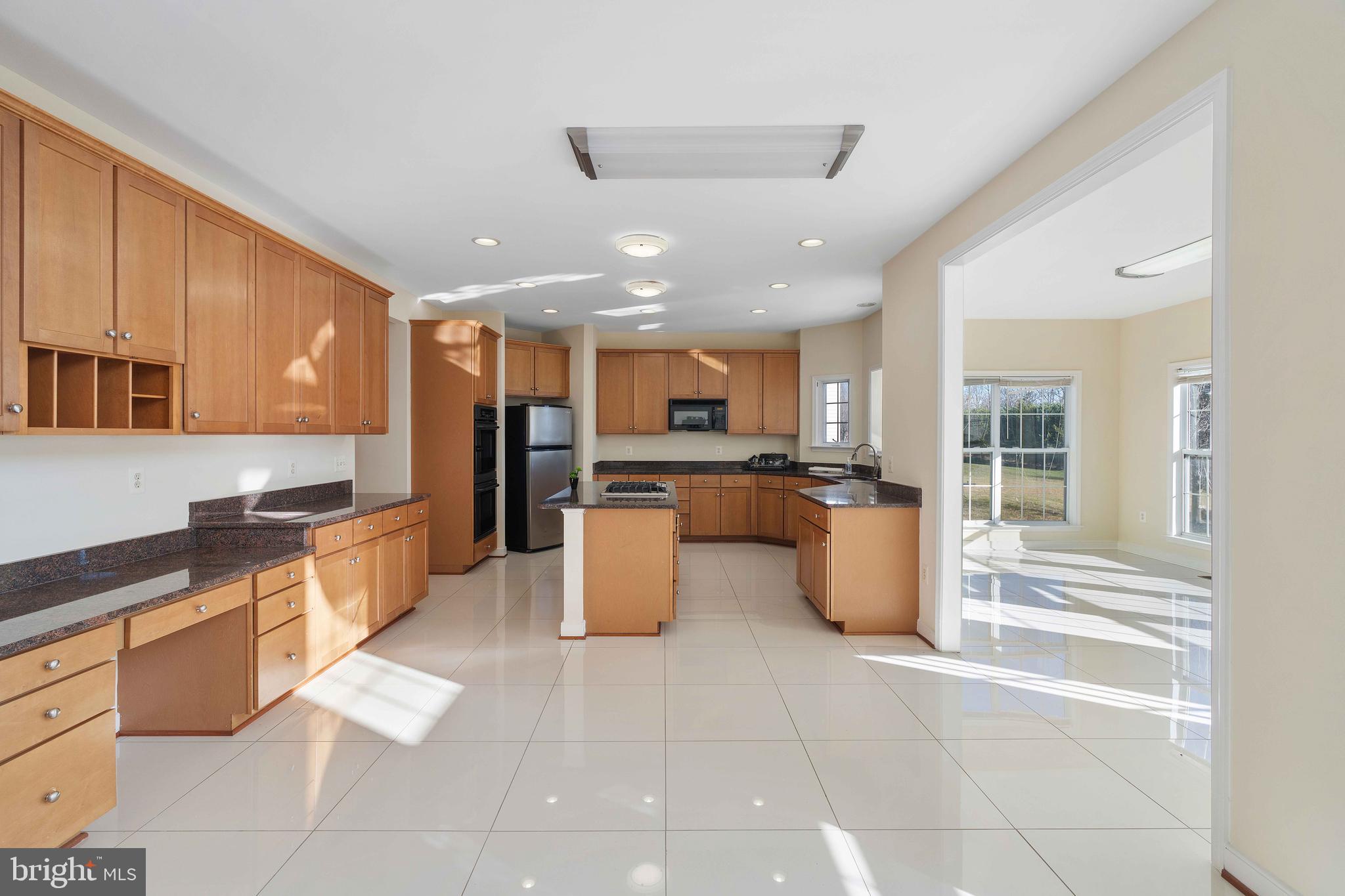 RIDGEFIELD - Residential
