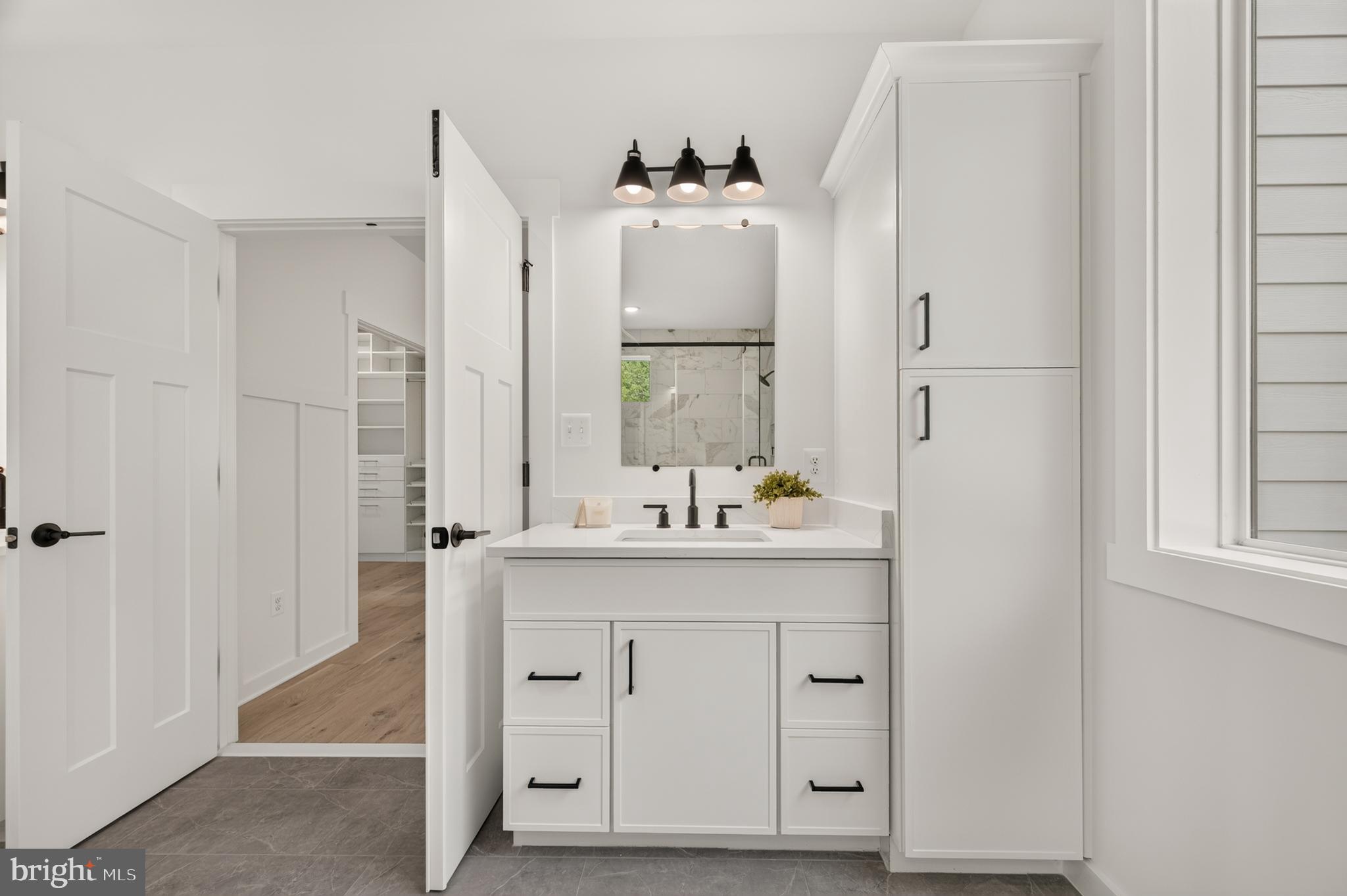 MILLERSVILLE - Residential