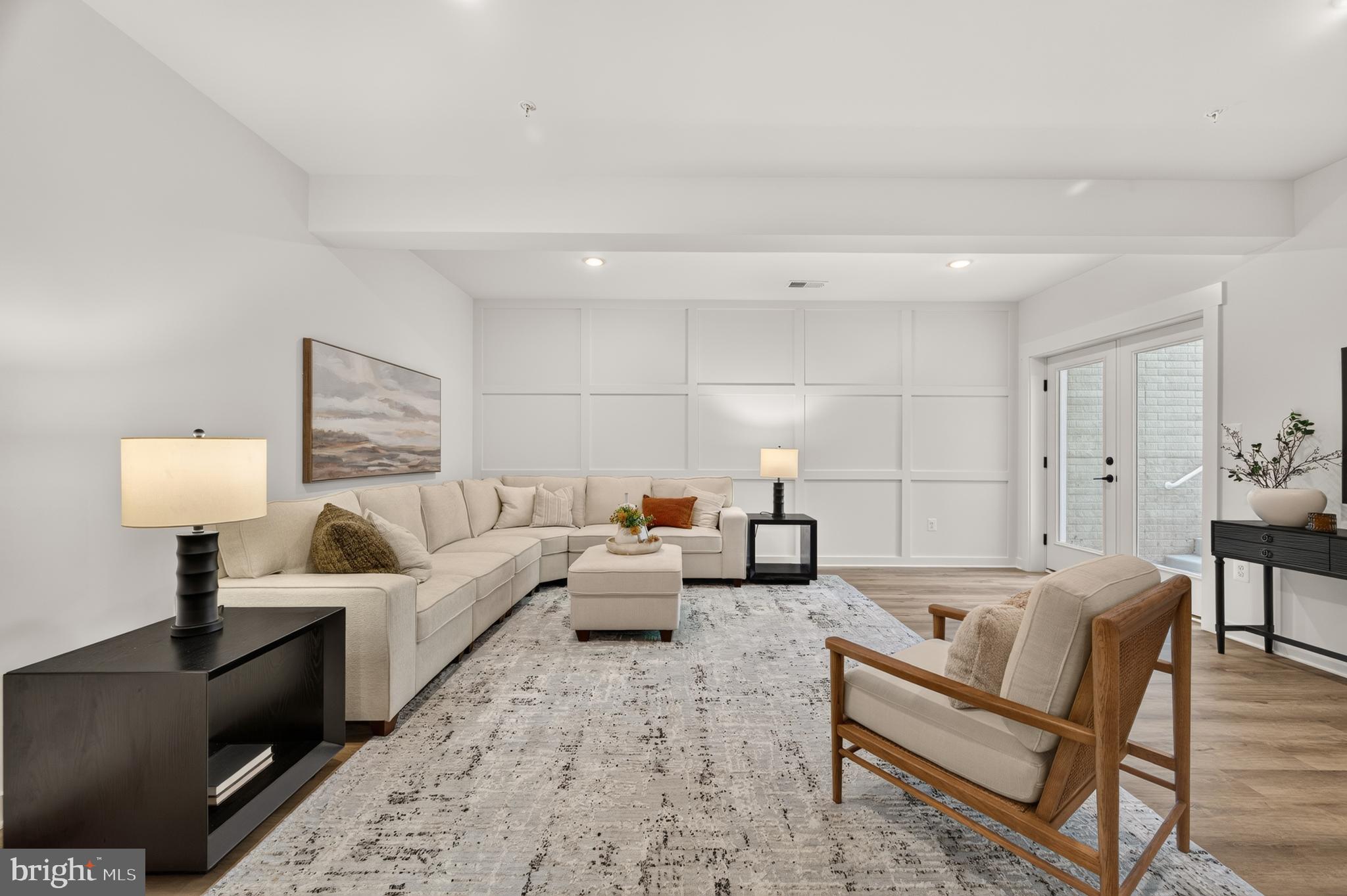 MILLERSVILLE - Residential