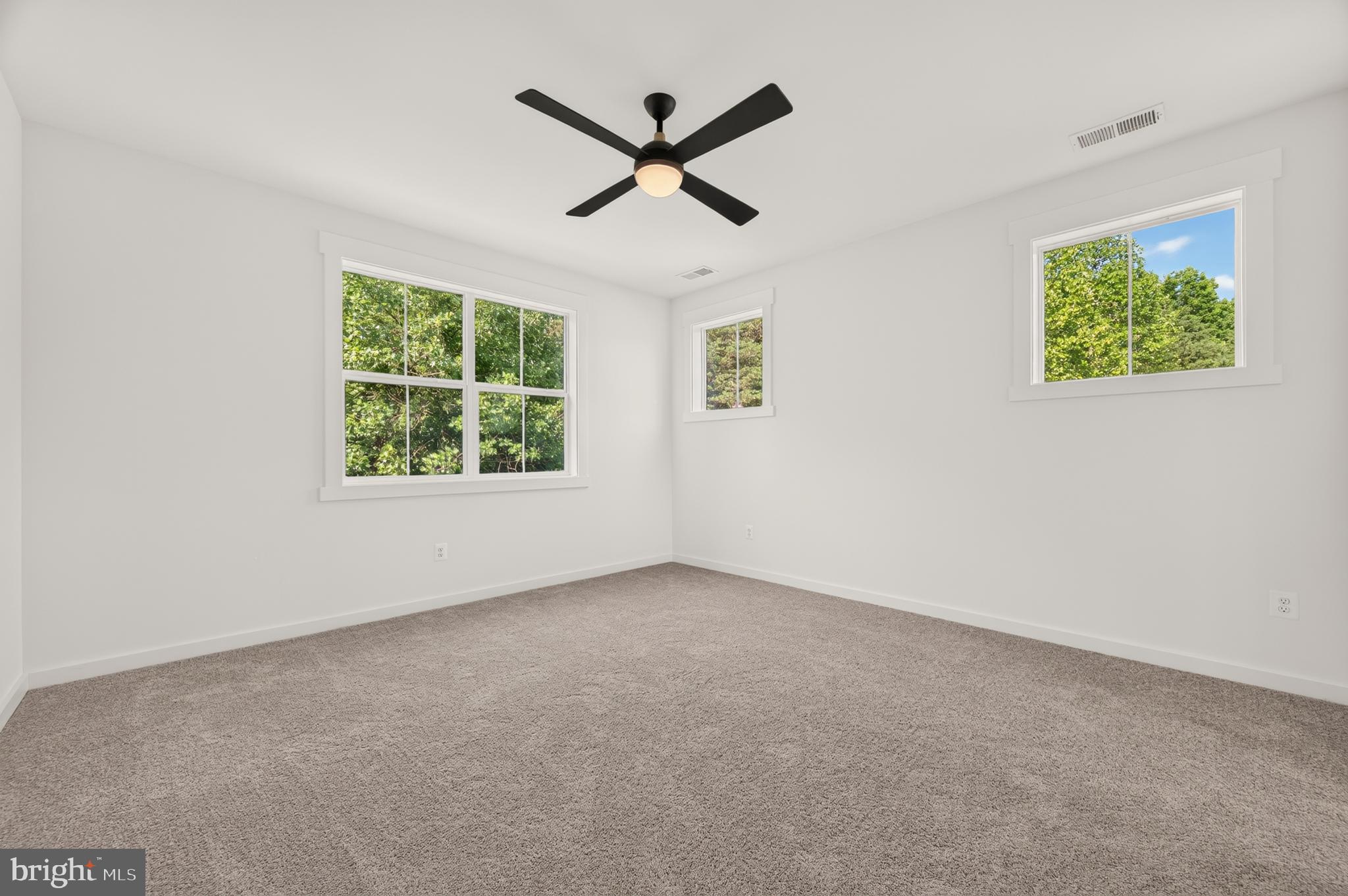 MILLERSVILLE - Residential