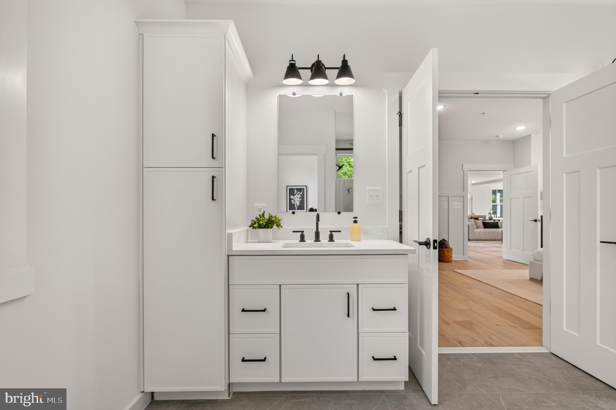 MILLERSVILLE - Residential