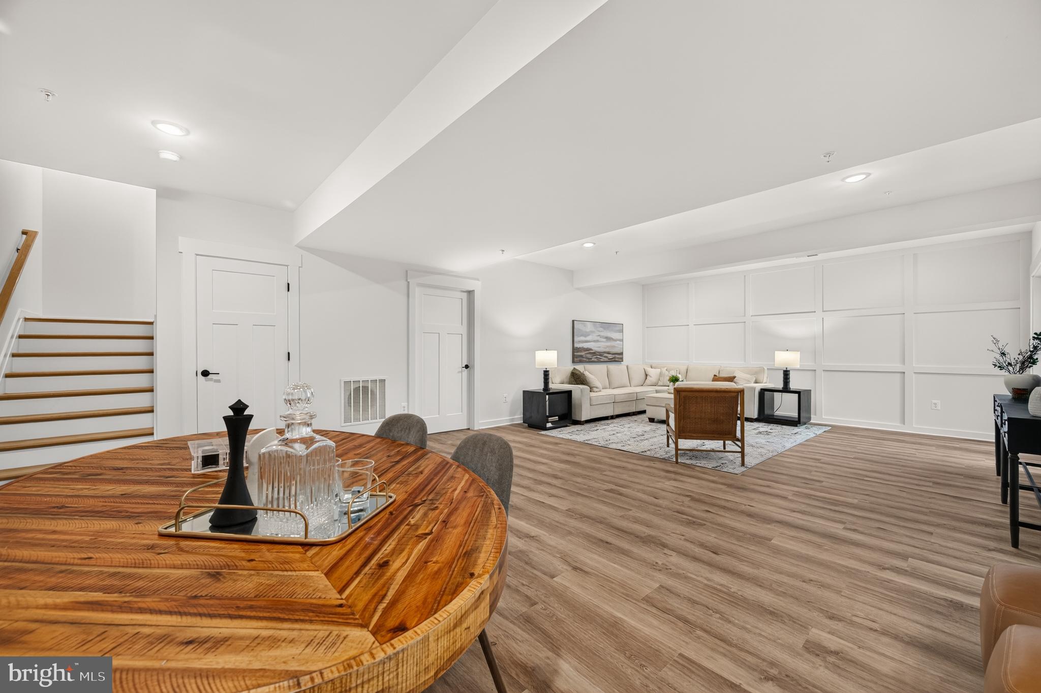 MILLERSVILLE - Residential