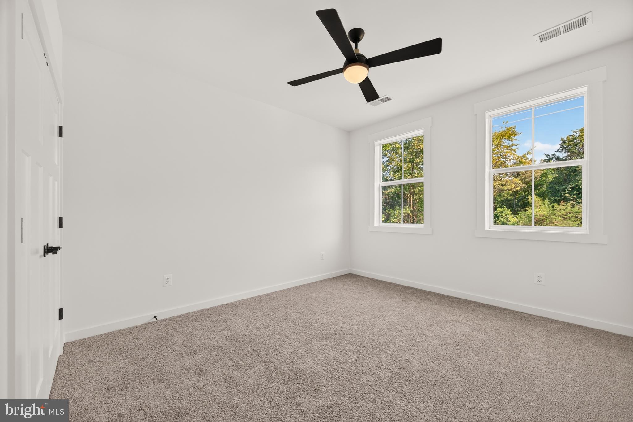 MILLERSVILLE - Residential