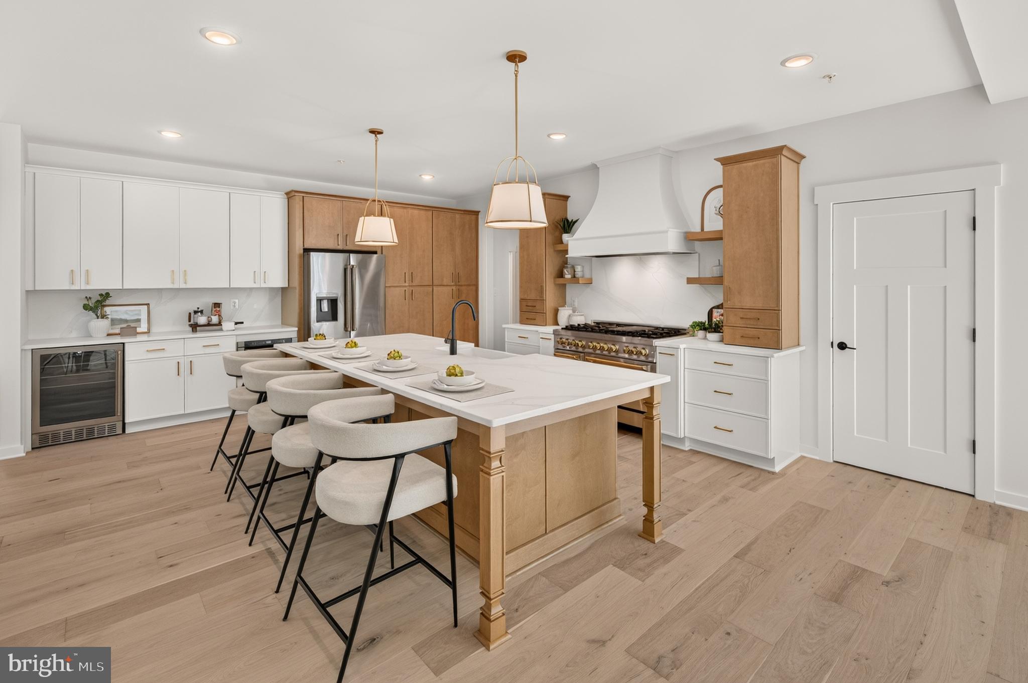 MILLERSVILLE - Residential