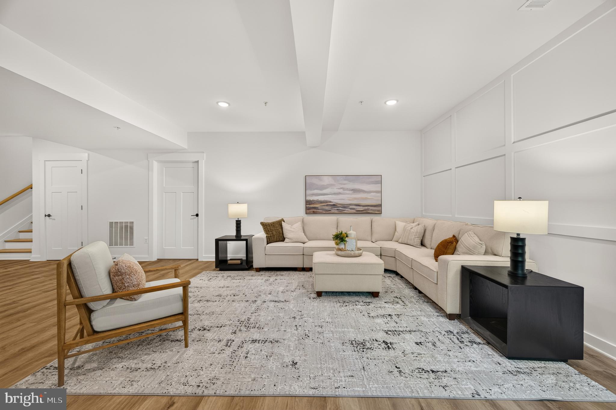 MILLERSVILLE - Residential