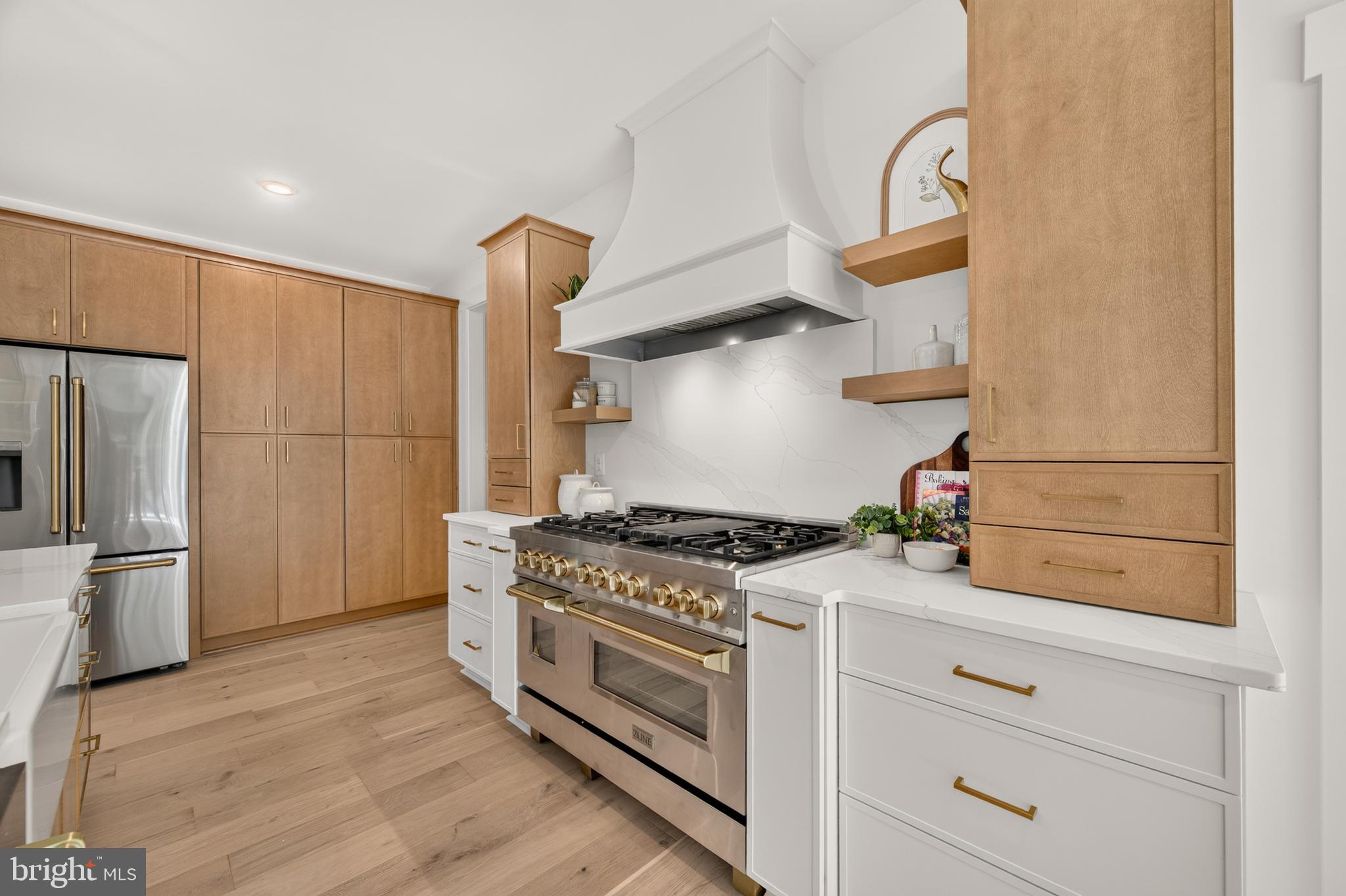 MILLERSVILLE - Residential
