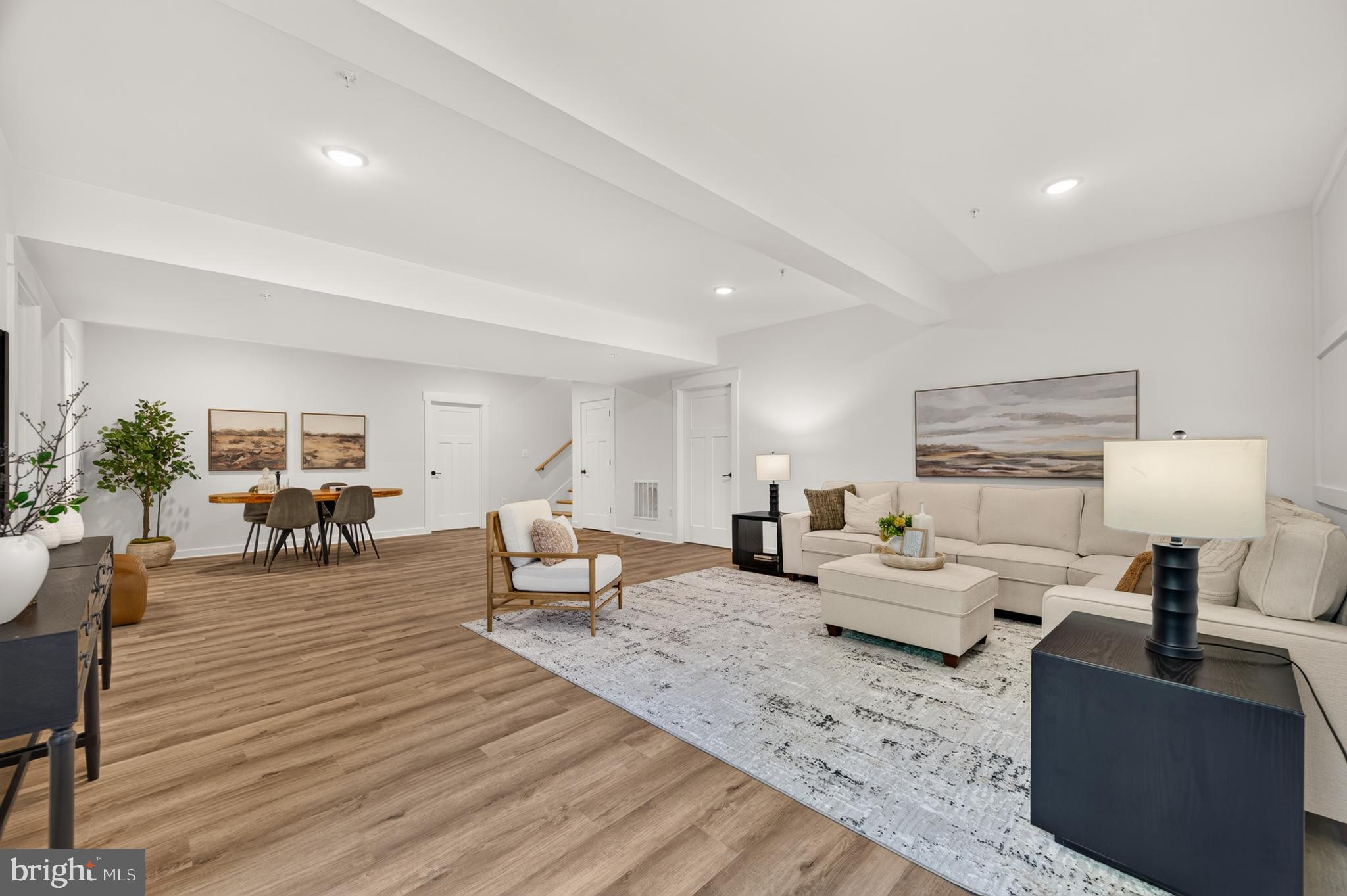 MILLERSVILLE - Residential