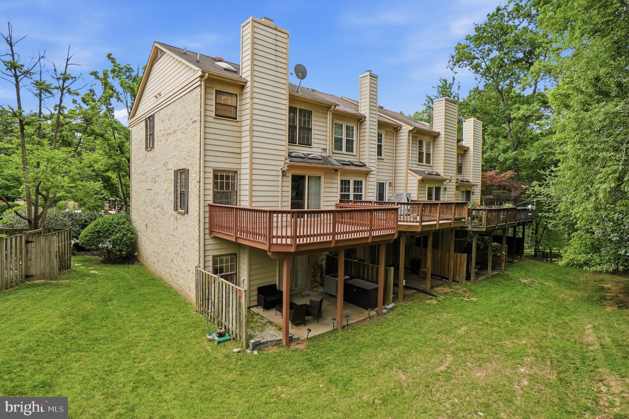 POTOMAC GROVE - Residential