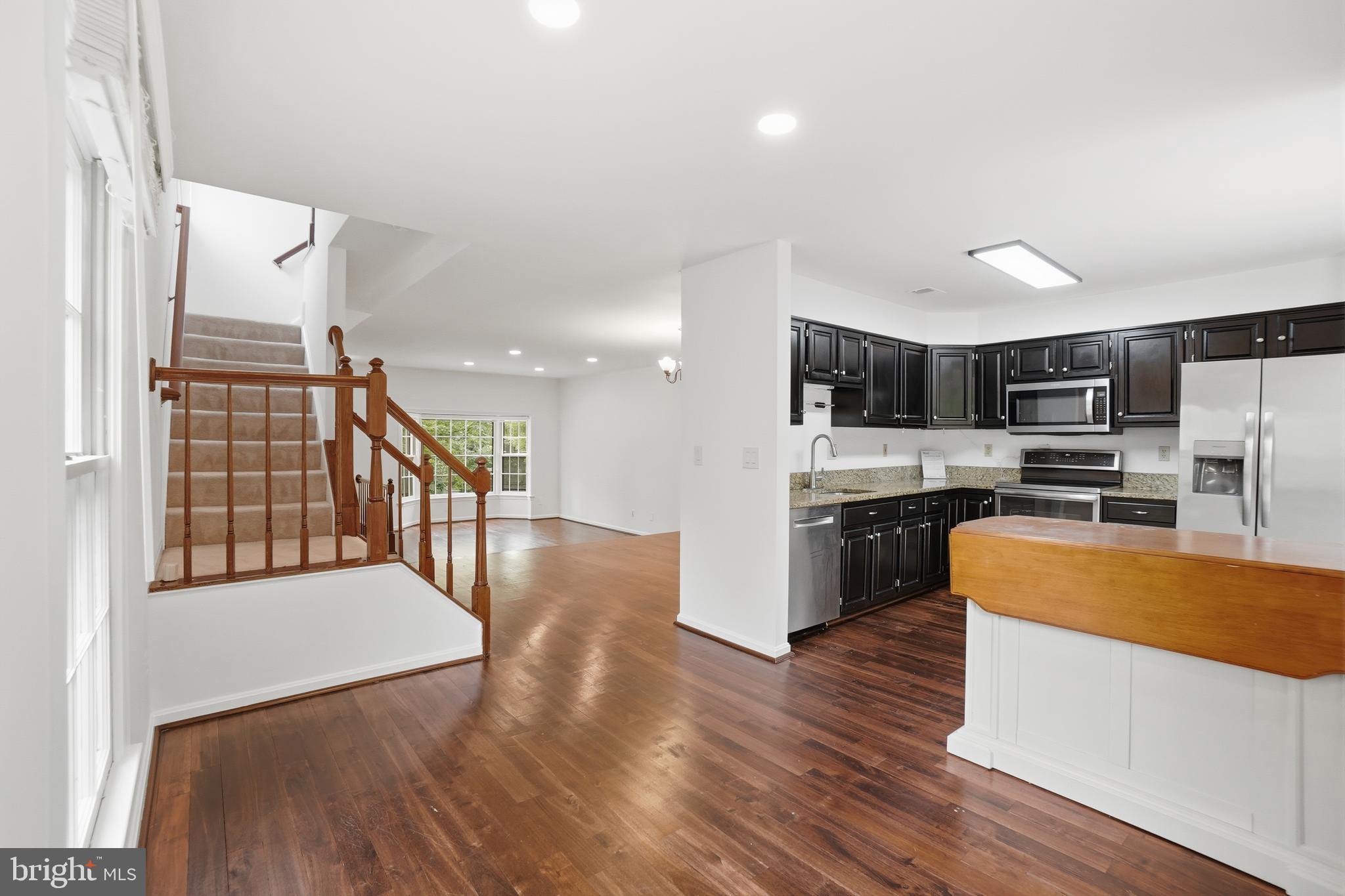 POTOMAC GROVE - Residential