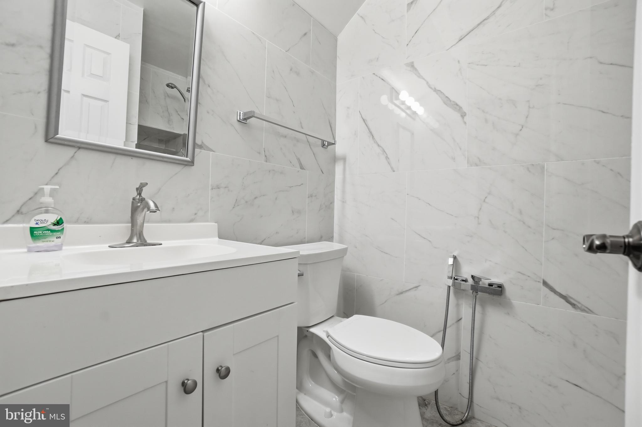 POTOMAC GROVE - Residential