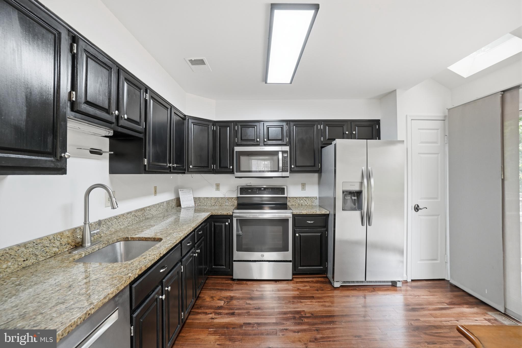 POTOMAC GROVE - Residential