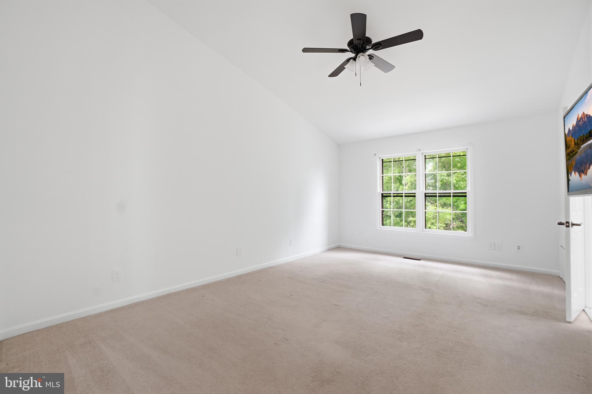 POTOMAC GROVE - Residential