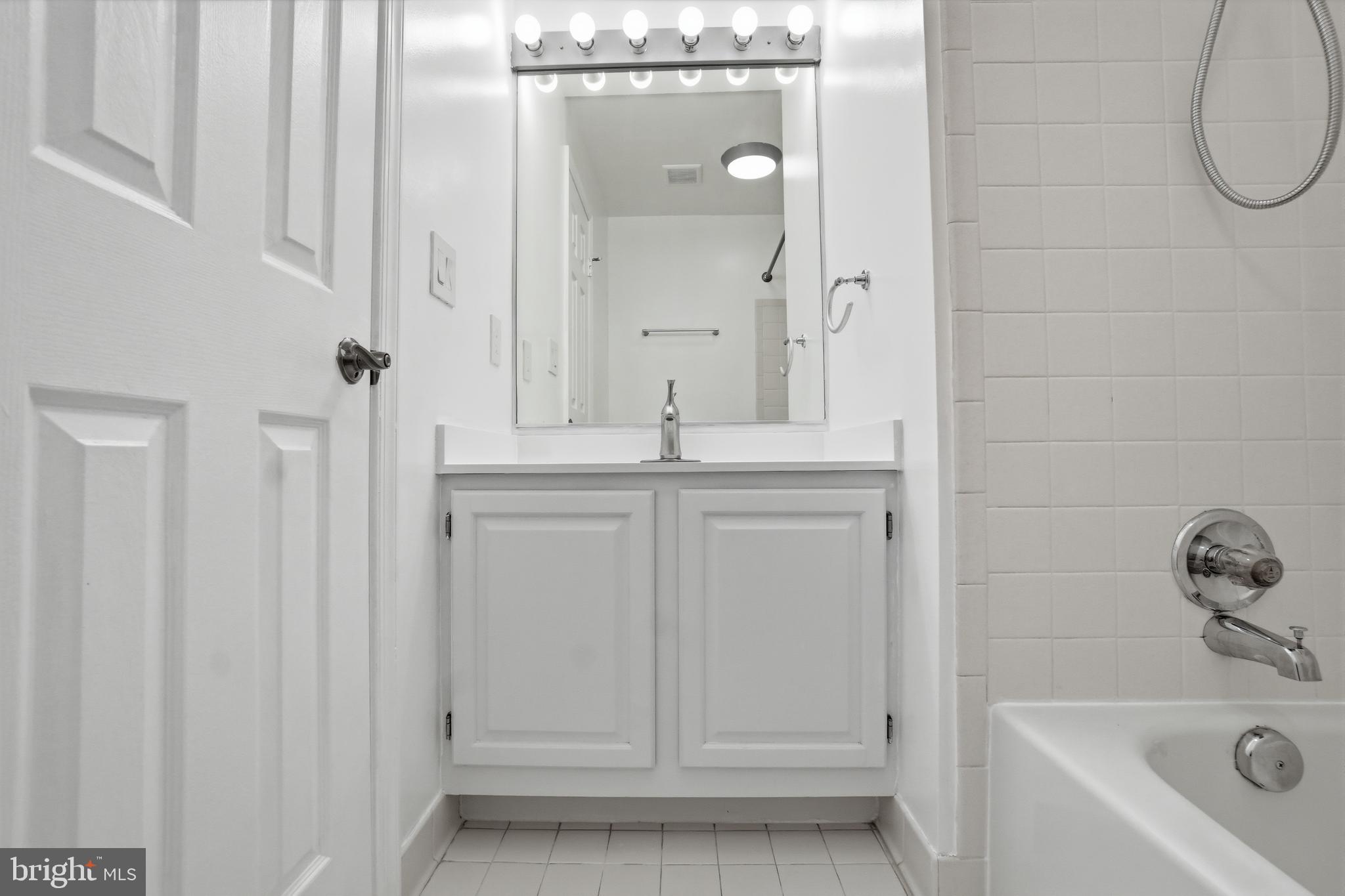 POTOMAC GROVE - Residential