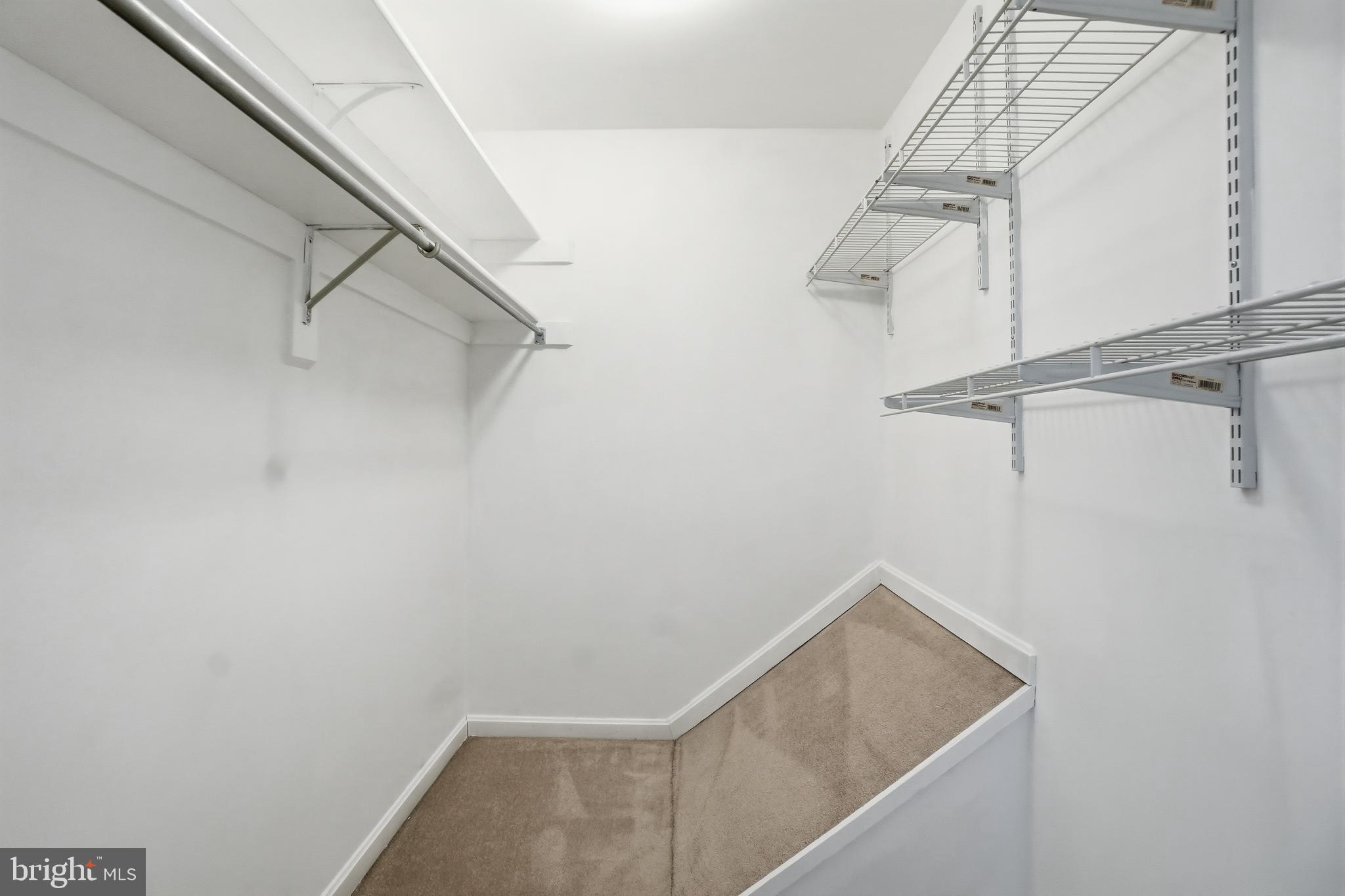 POTOMAC GROVE - Residential