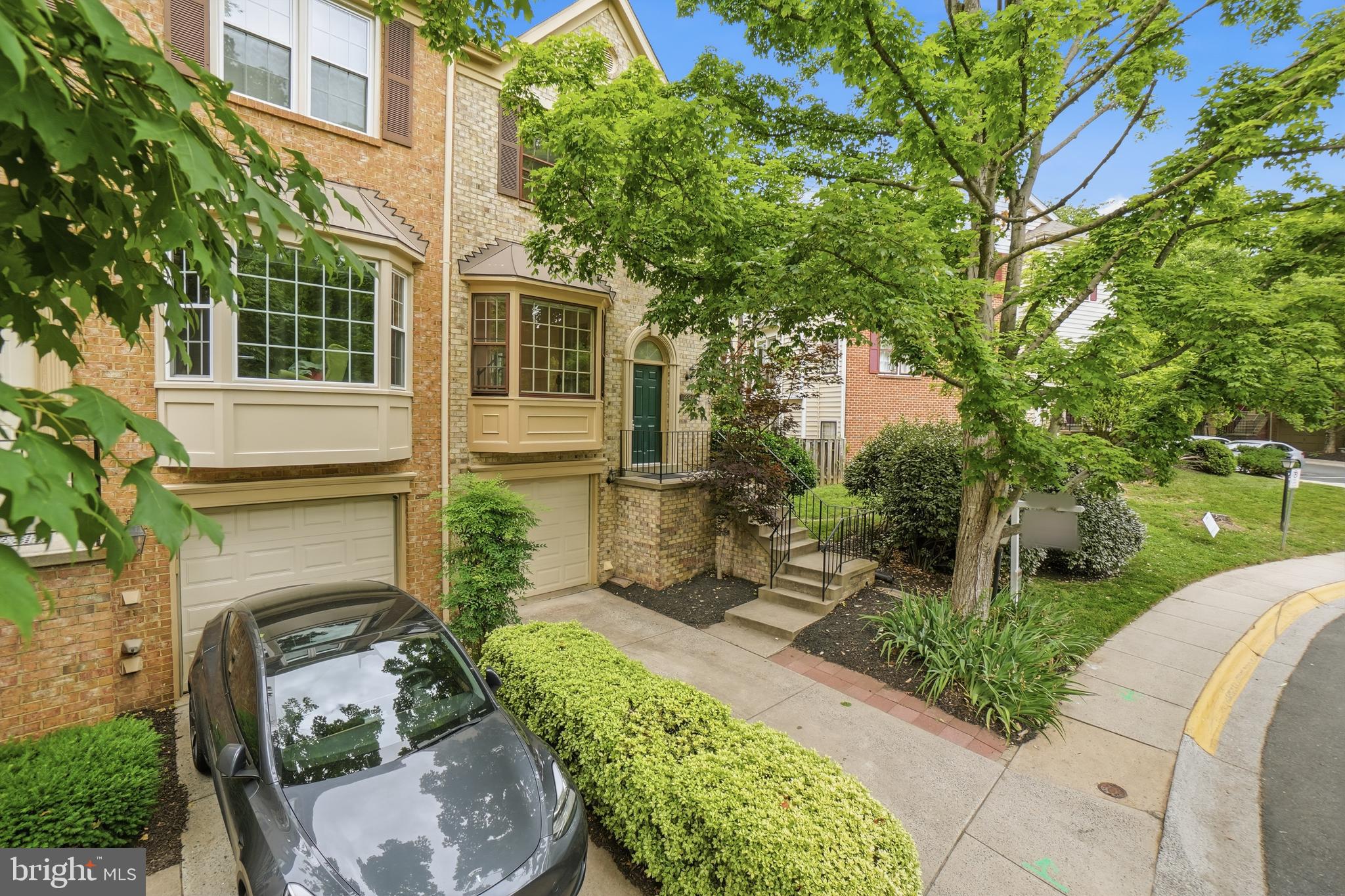 POTOMAC GROVE - Residential