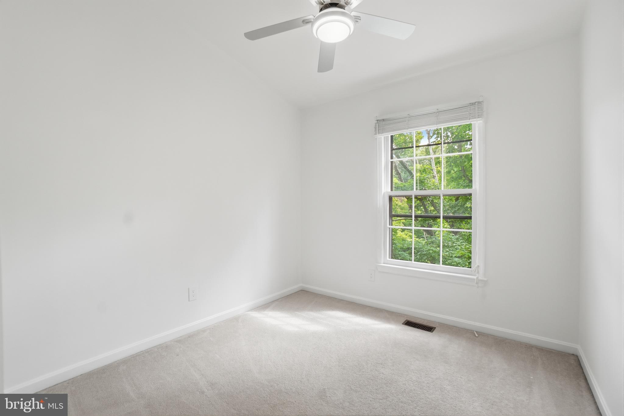 POTOMAC GROVE - Residential
