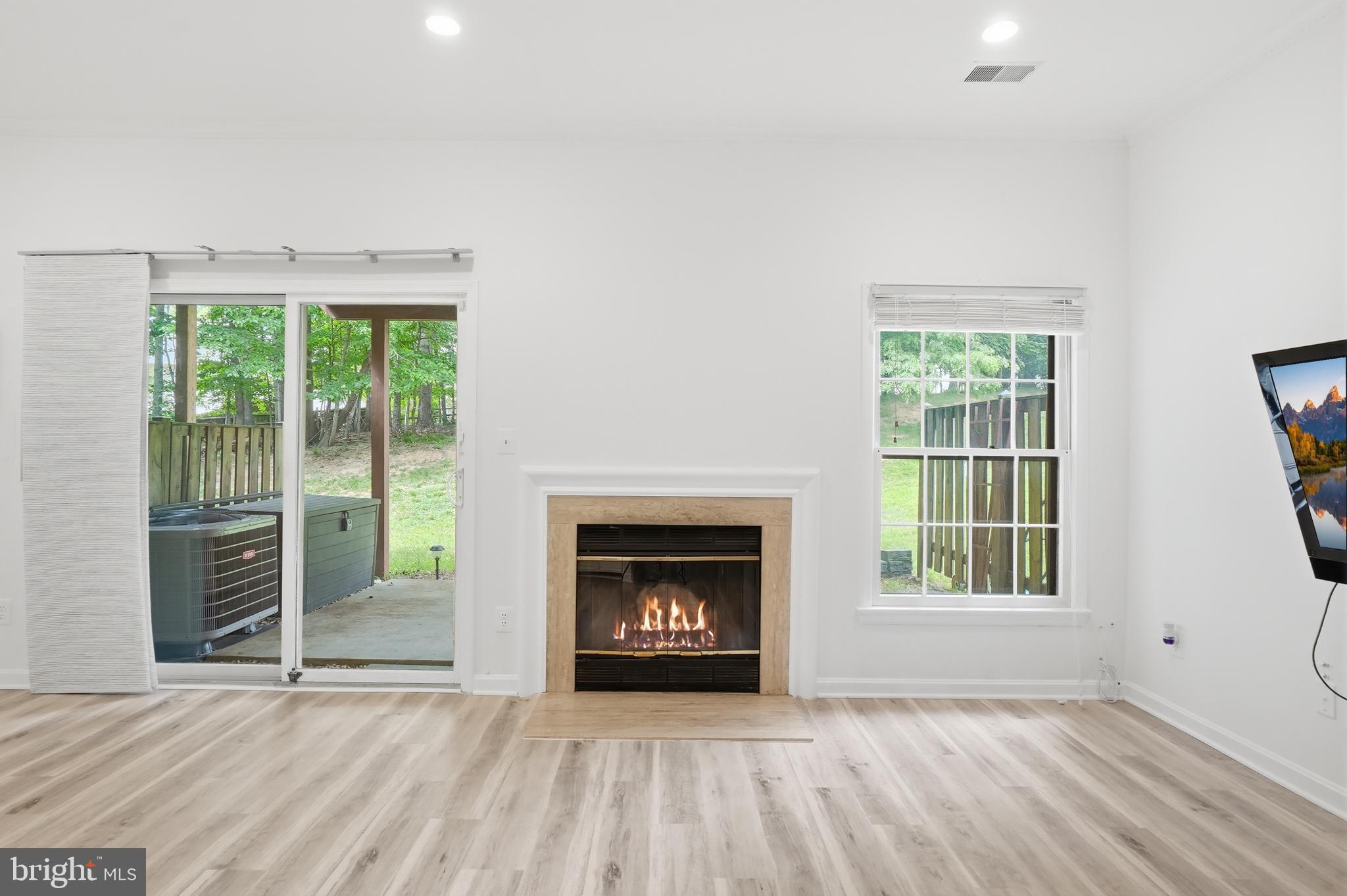 POTOMAC GROVE - Residential