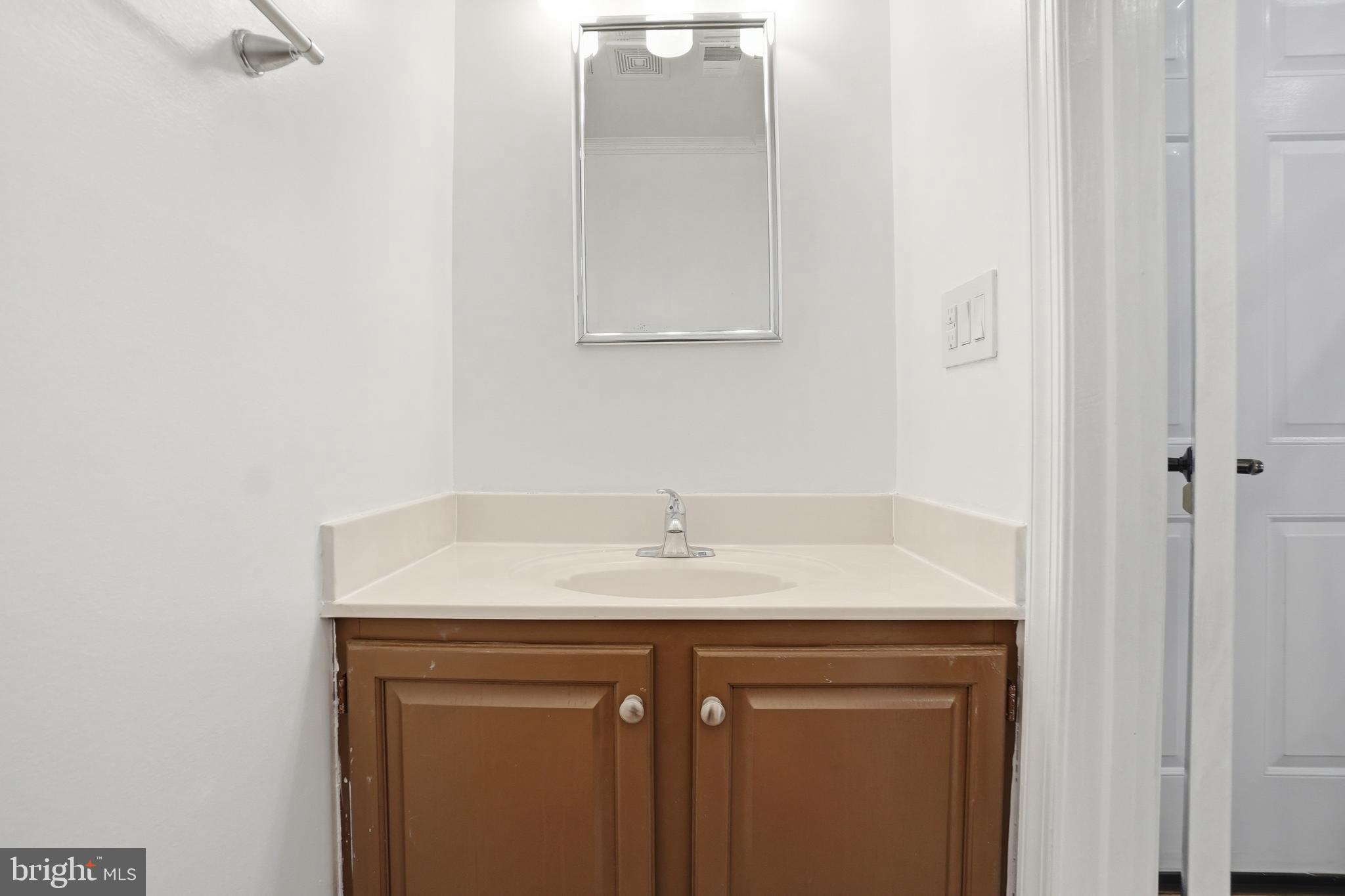 POTOMAC GROVE - Residential