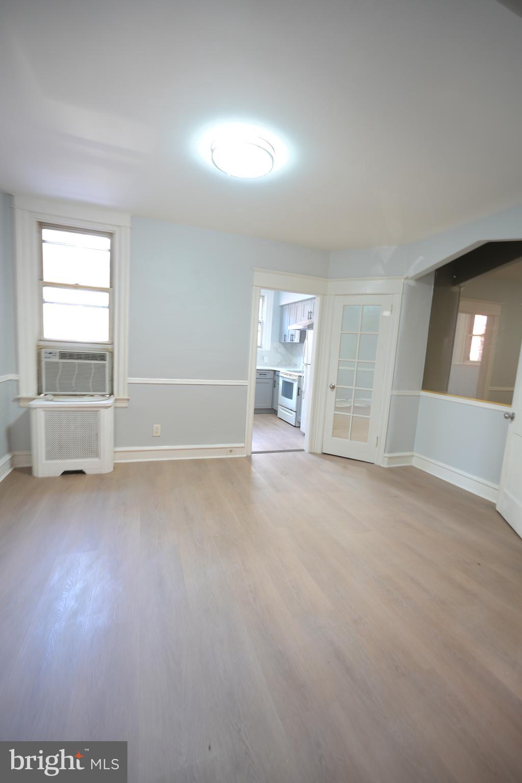 HOLMESBURG - Residential