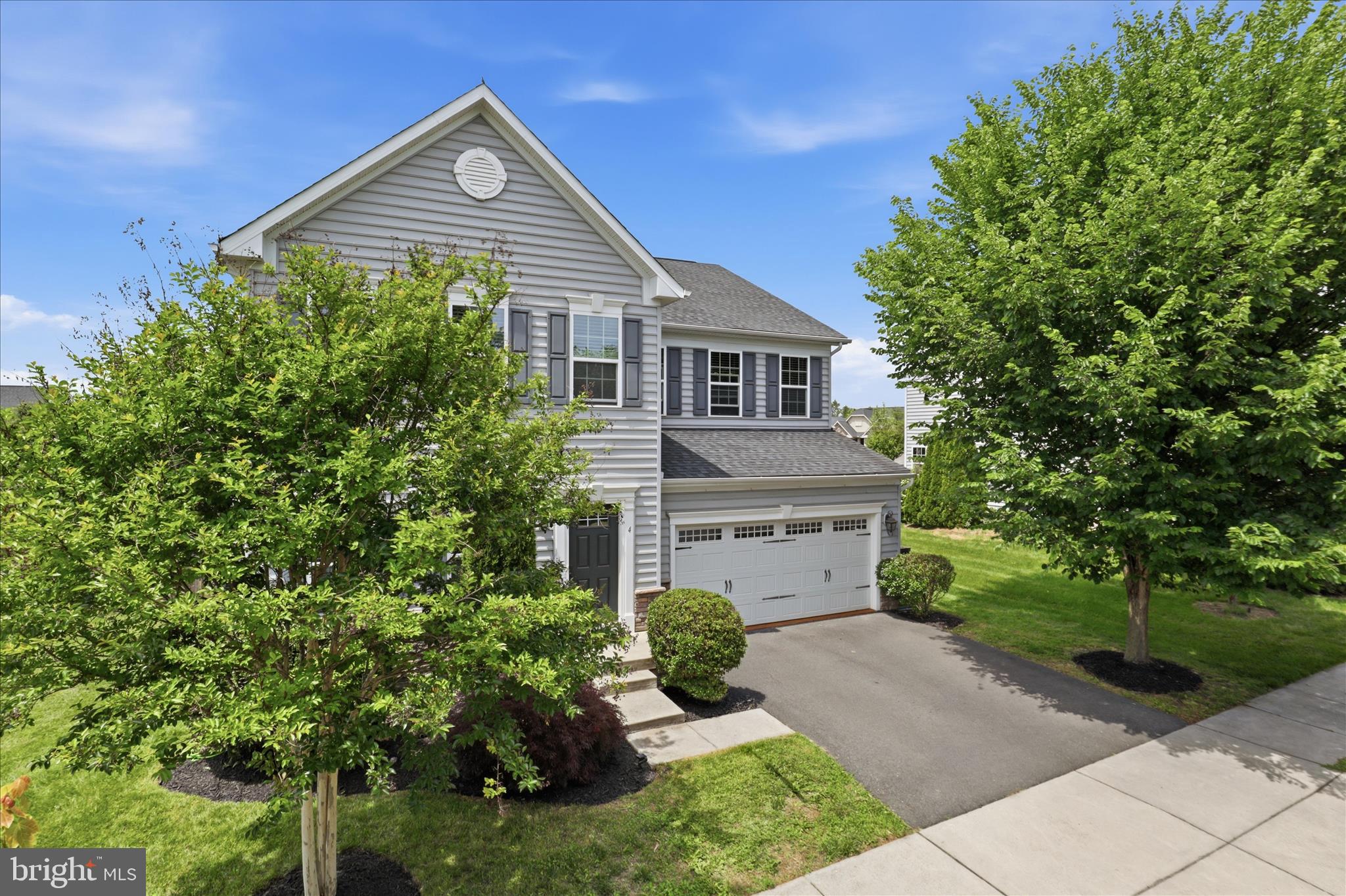 LOVETTSVILLE TOWN CENTER - Residential