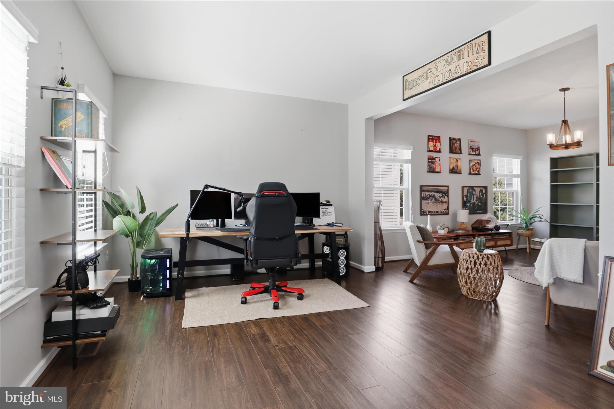 LOVETTSVILLE TOWN CENTER - Residential