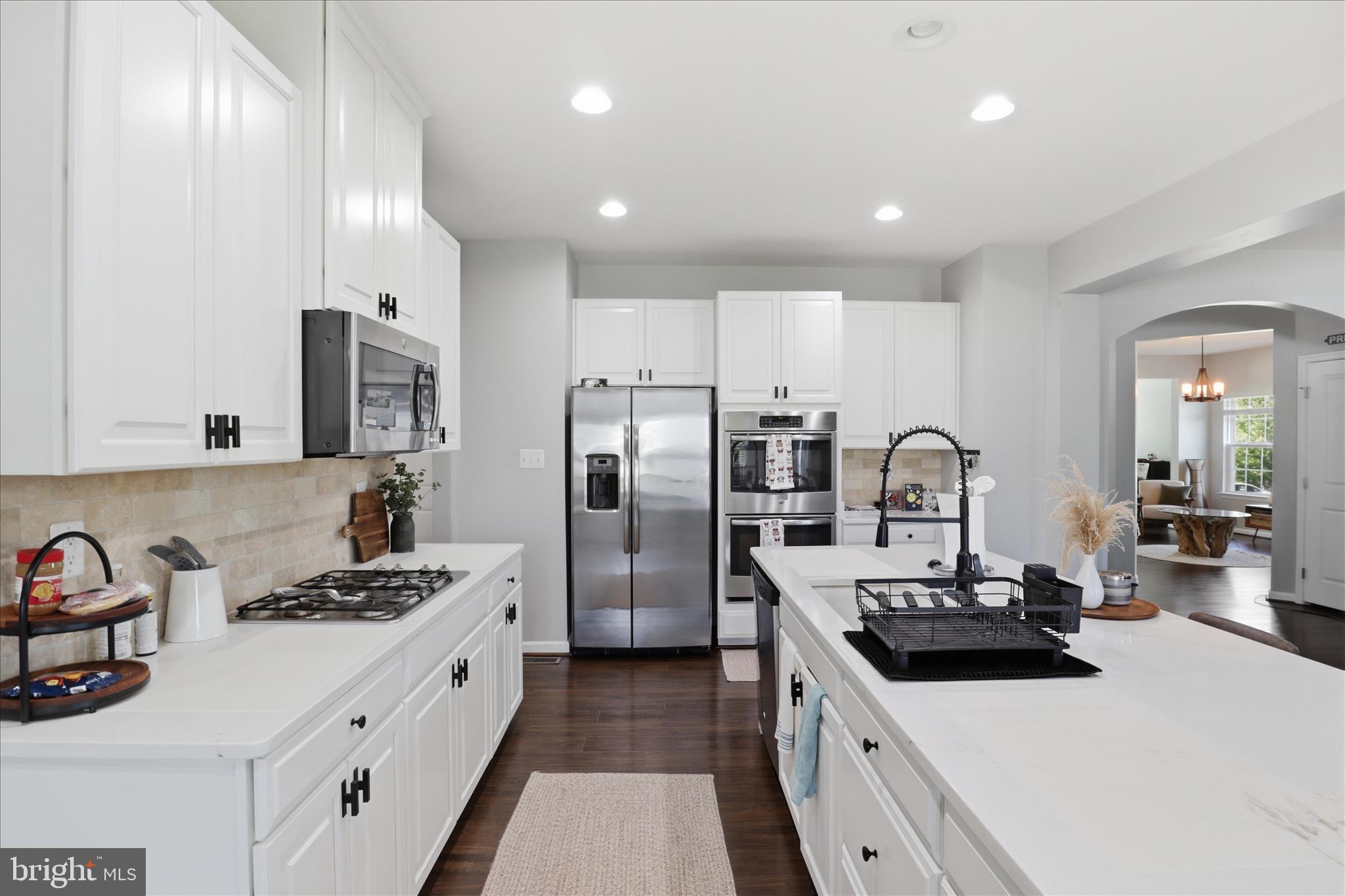 LOVETTSVILLE TOWN CENTER - Residential