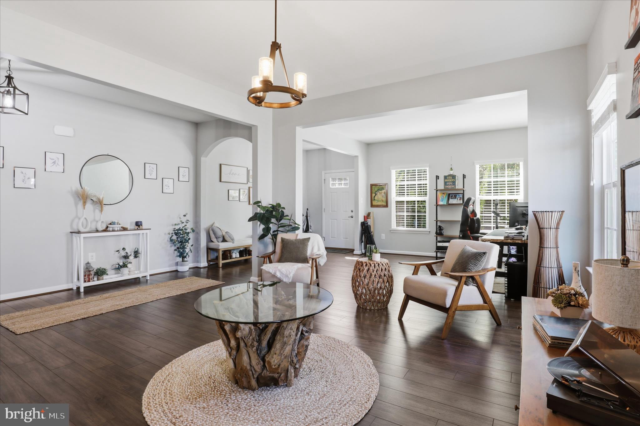 LOVETTSVILLE TOWN CENTER - Residential