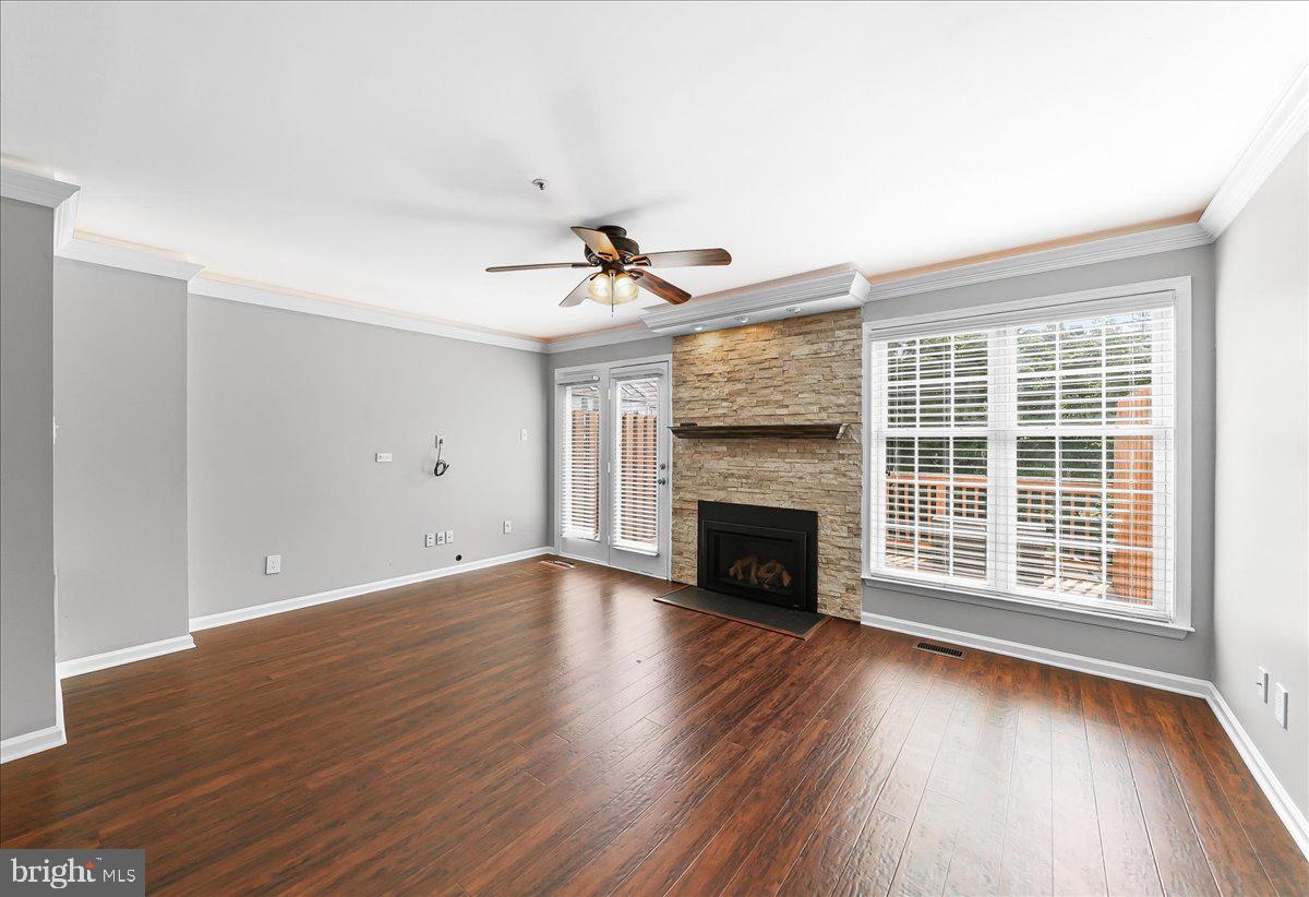EXTON STATION - Residential