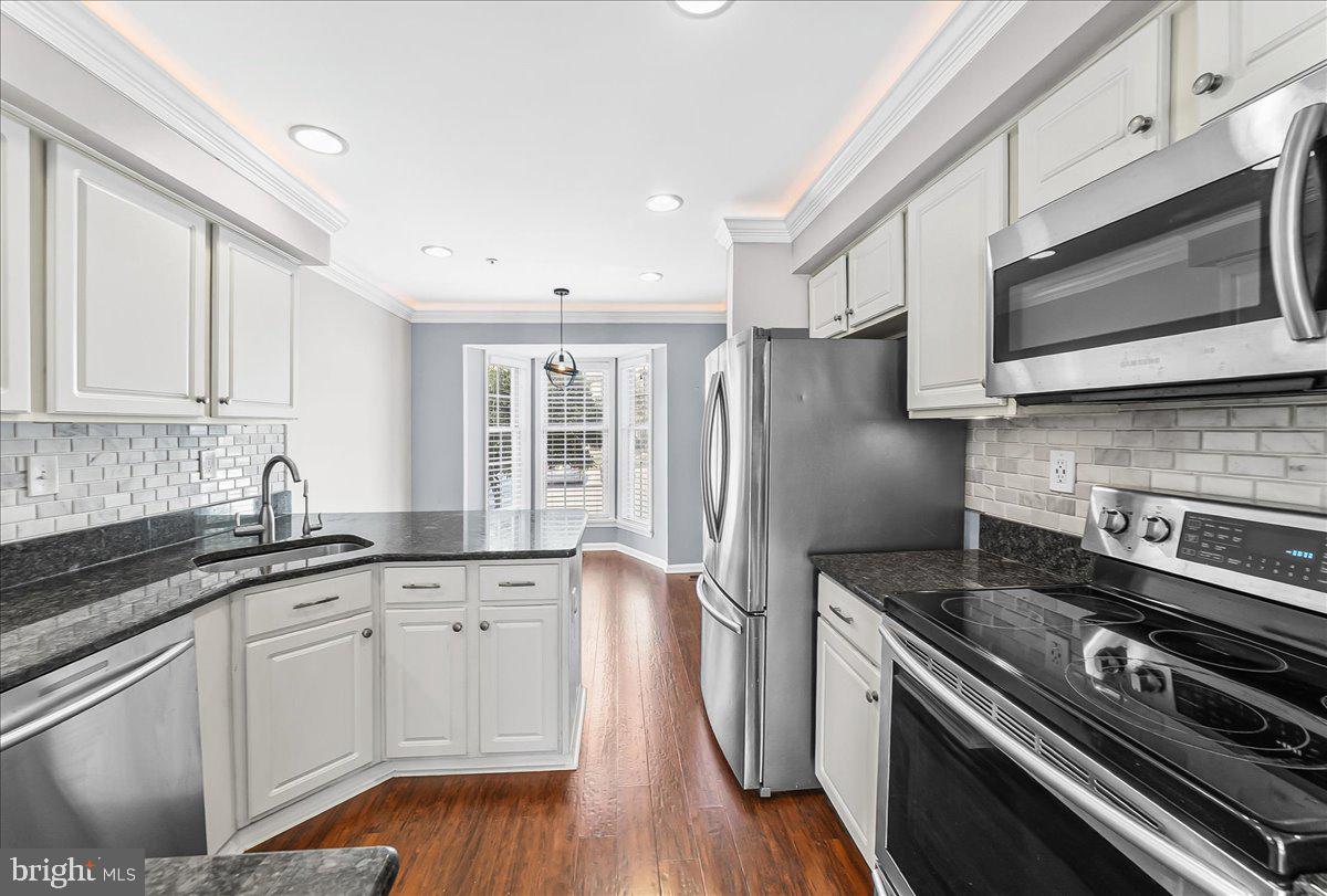 EXTON STATION - Residential